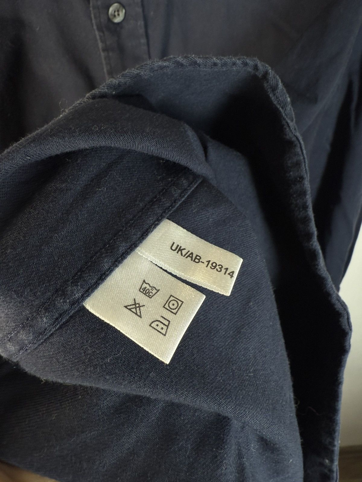 Yves Saint Laurent Heavy YSL Shirt Cotton Navy Size US L / EU 52-54 / 3 - 6 Thumbnail