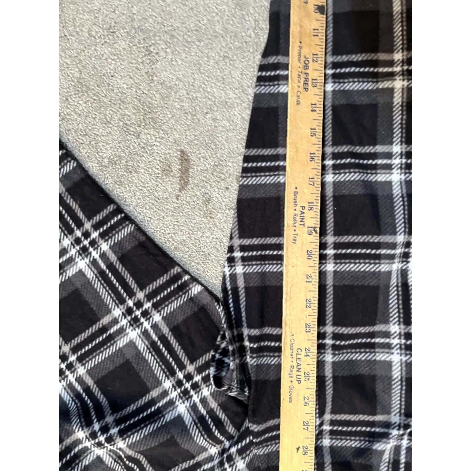 Croft & Barrow Croft & Barrow Mens Plaid Lounge Pants Black Plaid 3XLT Big & Tall Distress Size 3XLT Mens Pajama Pants Size US 39 - 6 Thumbnail