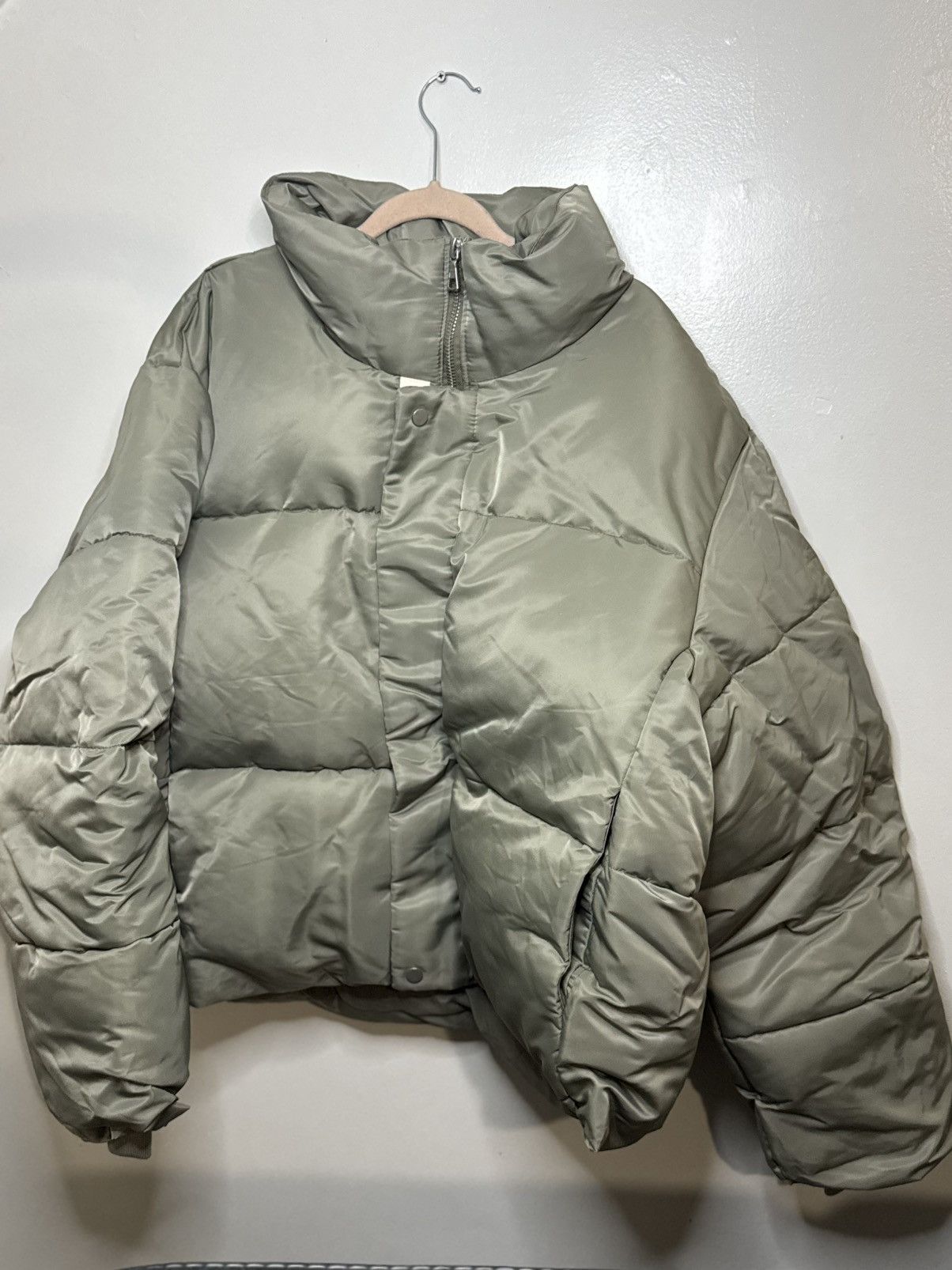 Fashion Nova Norton Cropped Puffer Size US XXL / EU 58 / 5 - 1 Thumbnail