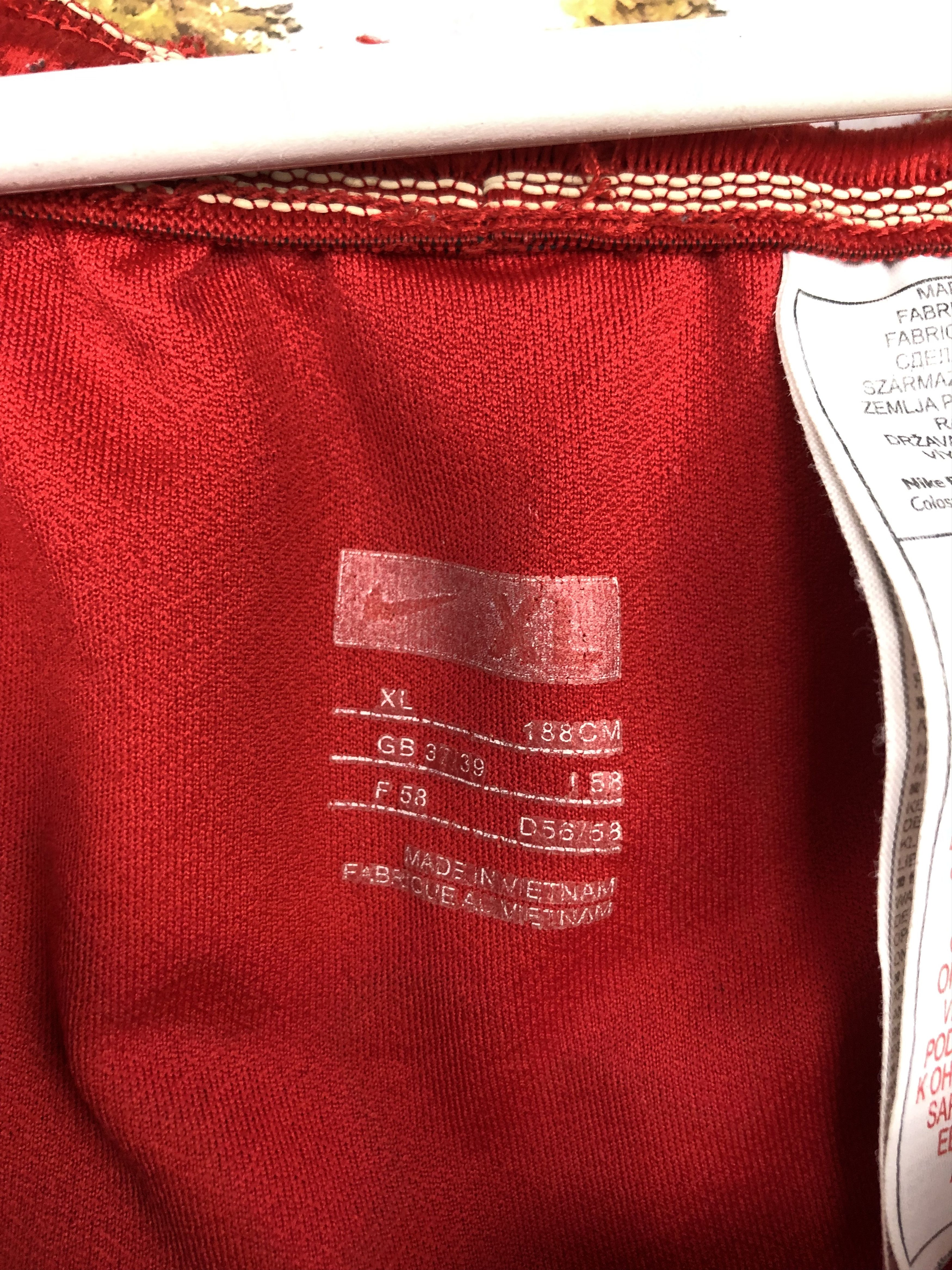 Nike Vintage Nike Portugal Football Shorts Red Soccer Size XL Size US 36 / EU 52 - 6 Thumbnail