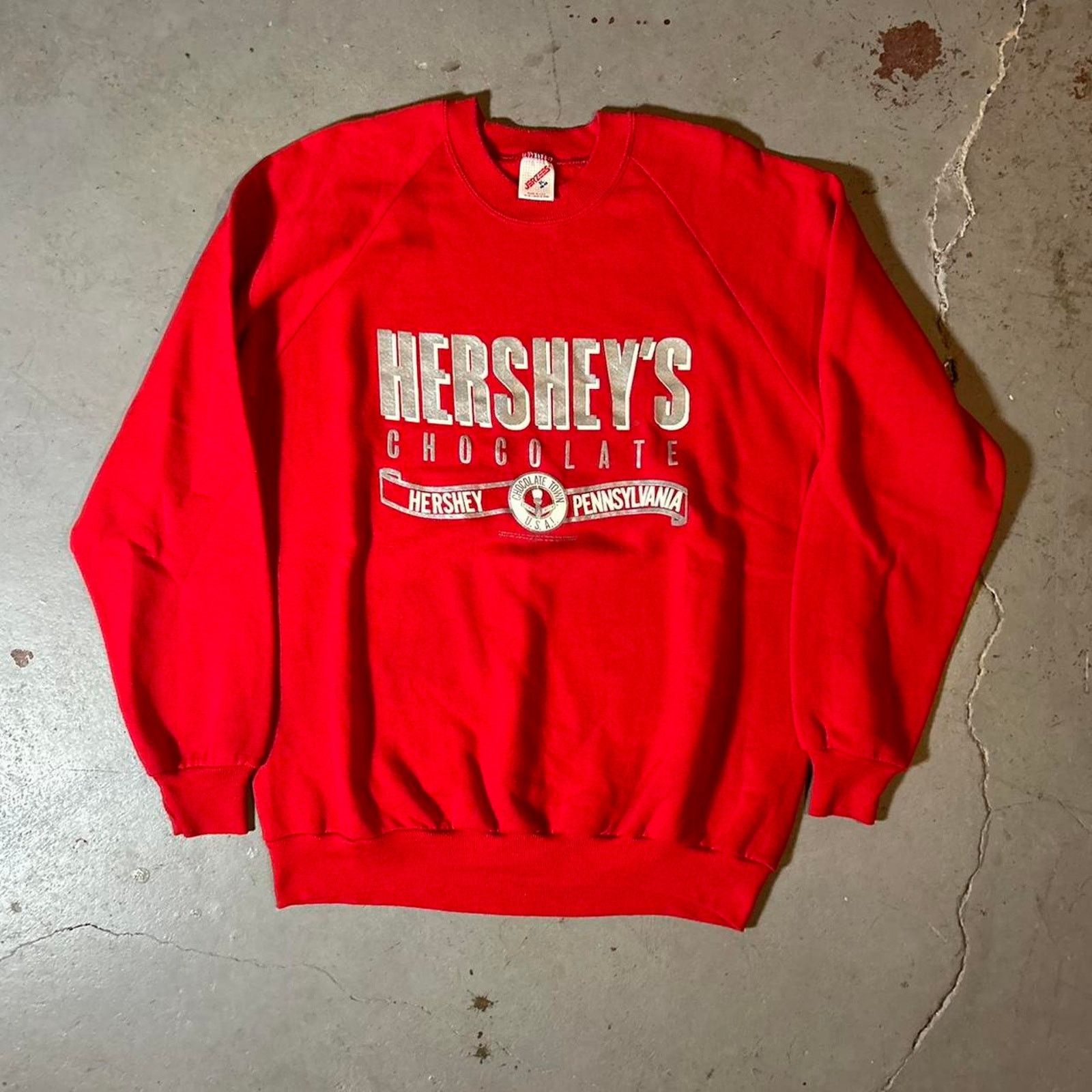 Jerzees 90s red hershey chocolate crack Size US XL / EU 56 / 4 - 1 Thumbnail
