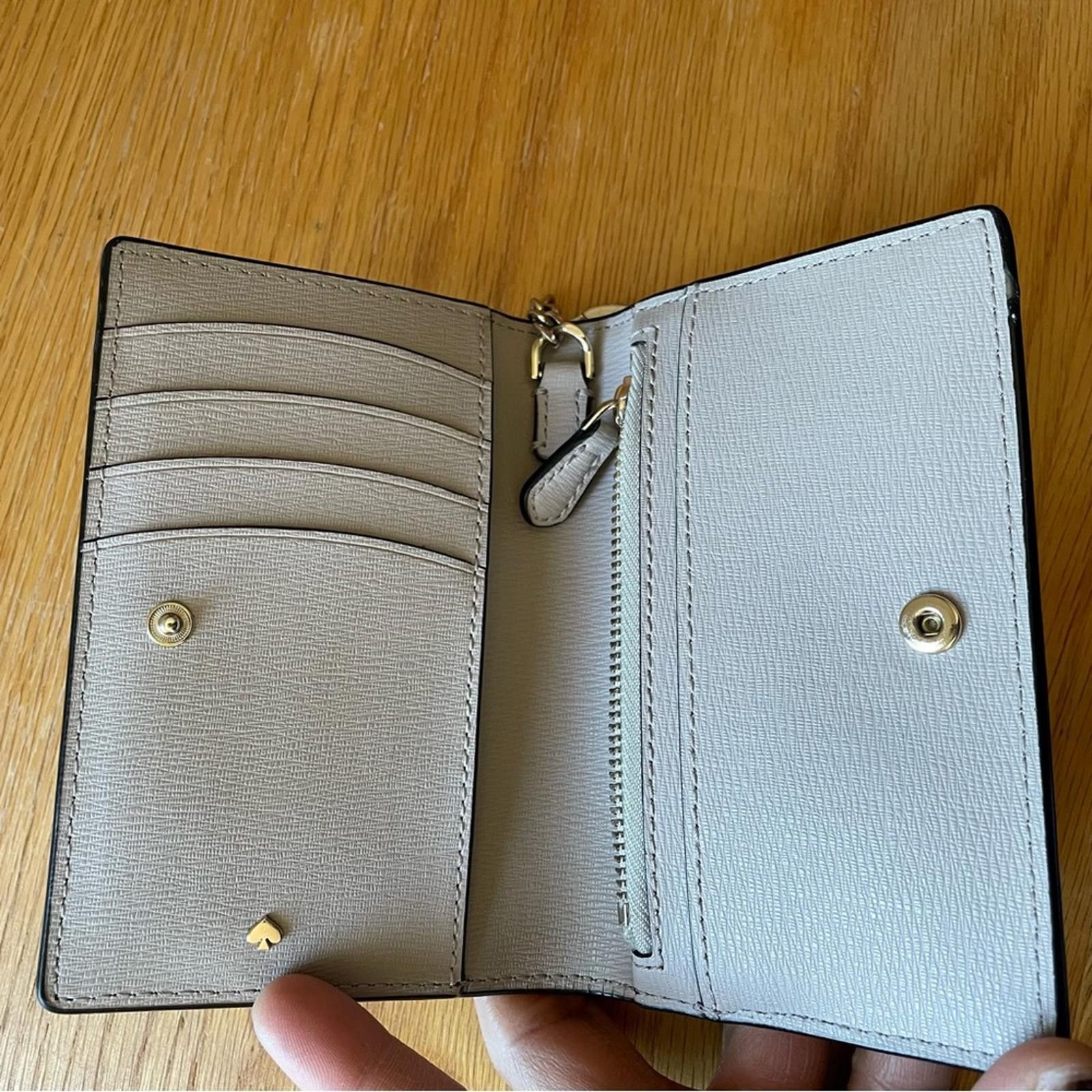 Designer Kate Spade Leather Black & Beige Key Coin Purse Wallet Size ONE SIZE - 7 Thumbnail