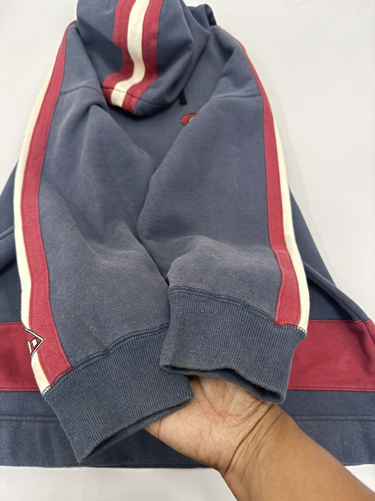Tommy Hilfiger 🔥 90's Rare Tommy Hilfiger Embroided Backhit Logo Hoodie - M Size US L / EU 52-54 / 3 - 9 Thumbnail
