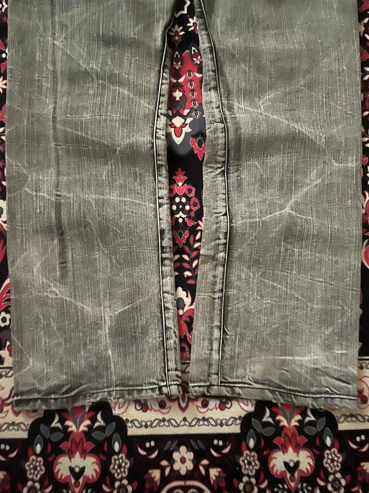 Le Grande Bleu (L.G.B.) ⚡️Trashed⚡️Vintage Japan Grunge Light Grey Distressed Jeans Size US 33 - 12 Thumbnail