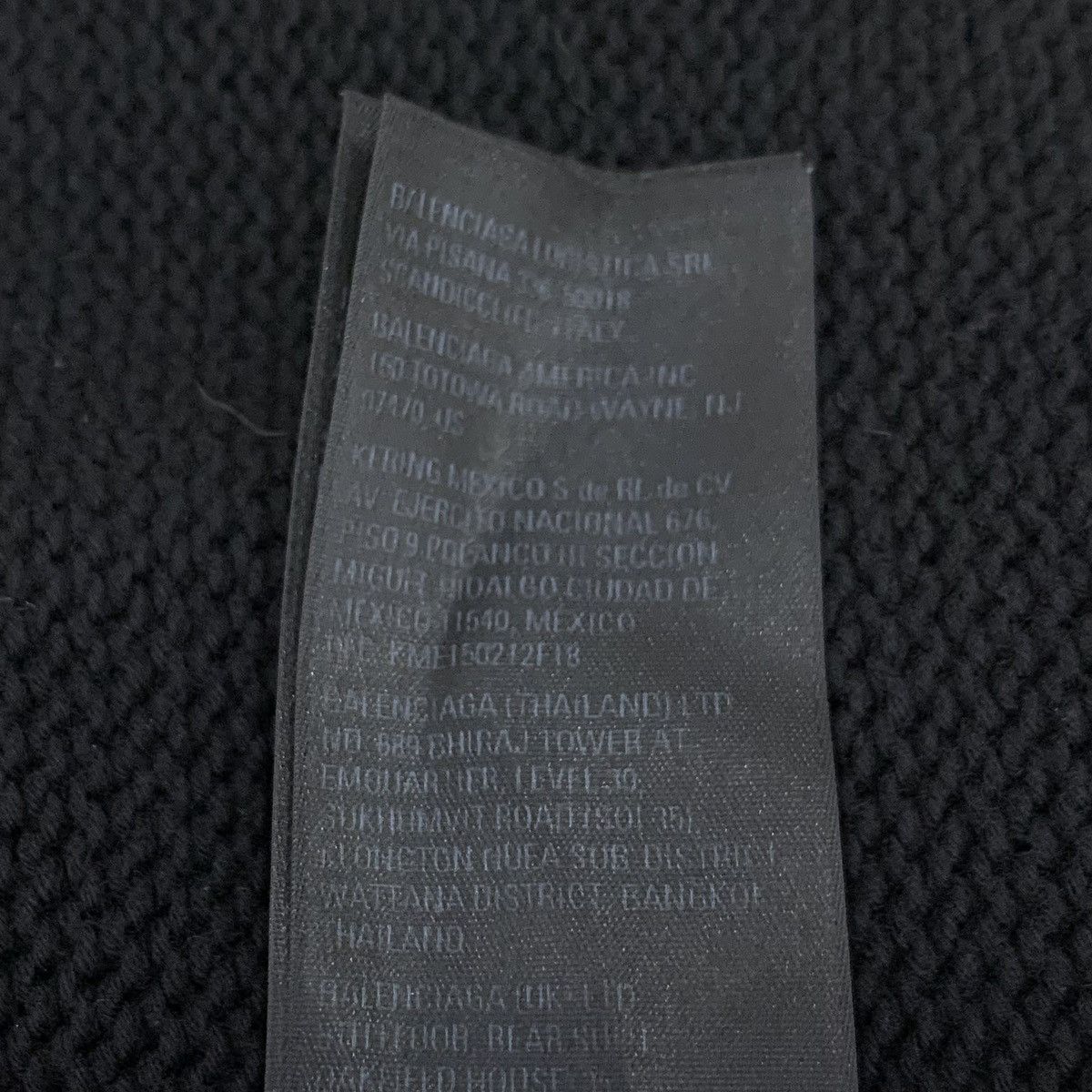 Balenciaga Balenciaga Black Number & Letter Crew Neck Sweatshirt K26WX Size US L / EU 52-54 / 3 - 7 Thumbnail