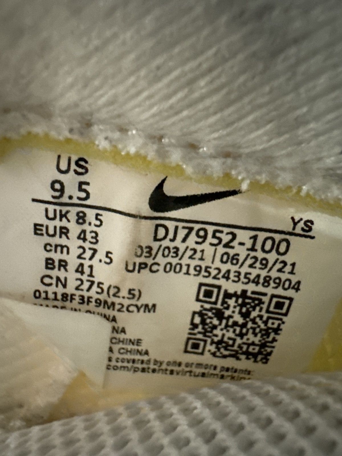 Comme des Garcons × Nike CDG Foamposite White Size 9.5 Size US 9.5 / EU 42-43 - 6 Thumbnail