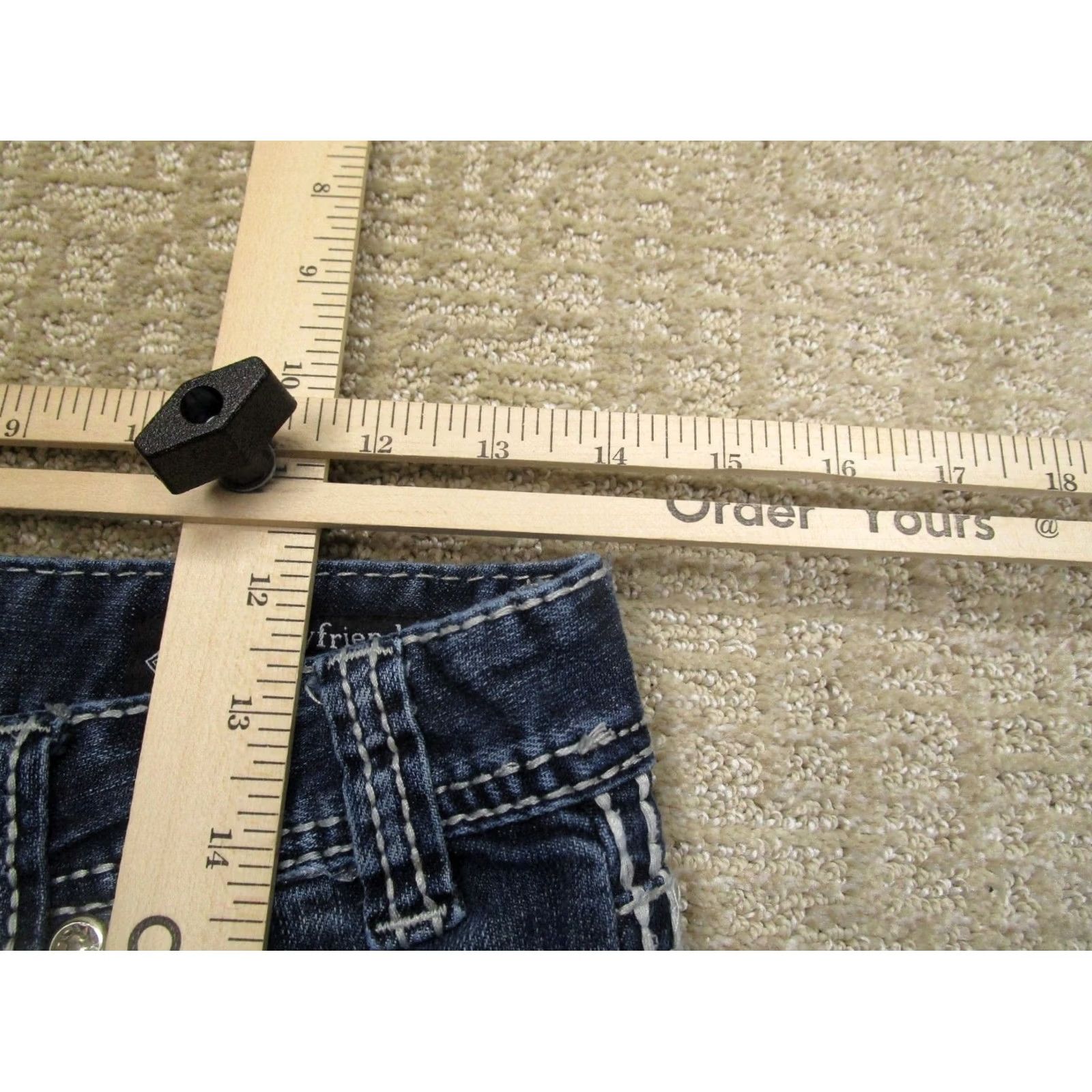 Vintage Rock And Roll Cowgirl Jeans Women 26x34 Blue Low Rise Boyfriend Bootcut Dark Wash Rock And Roll Cowgirl Jeans Men/Women? Size 26" / US 2 / IT 38 - 5 Thumbnail