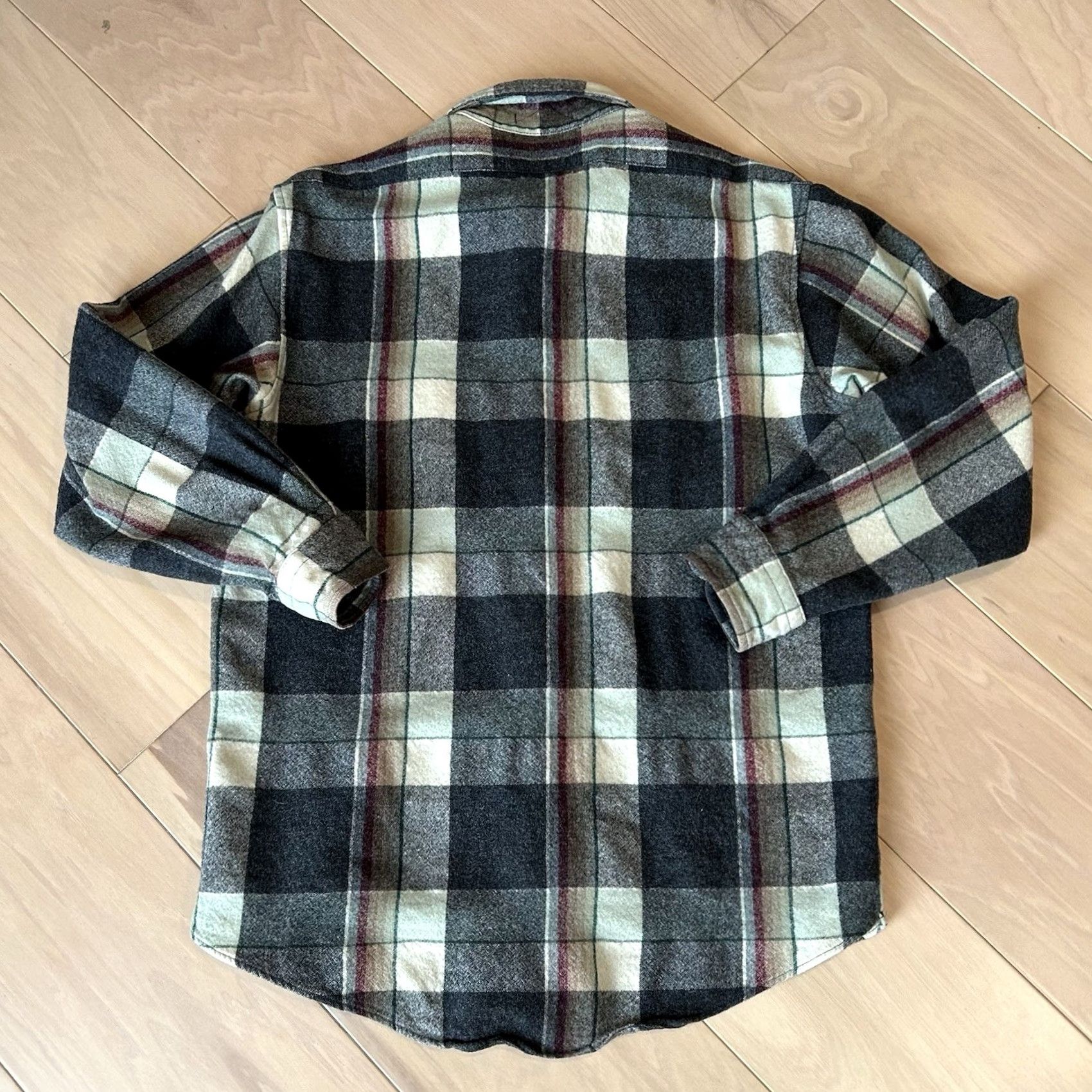 Pendleton VINTAGE Pendleton Button Up Plaid Shirt Long Sleeve USA Made Men’s Medium Size US M / EU 48-50 / 2 - 3 Thumbnail