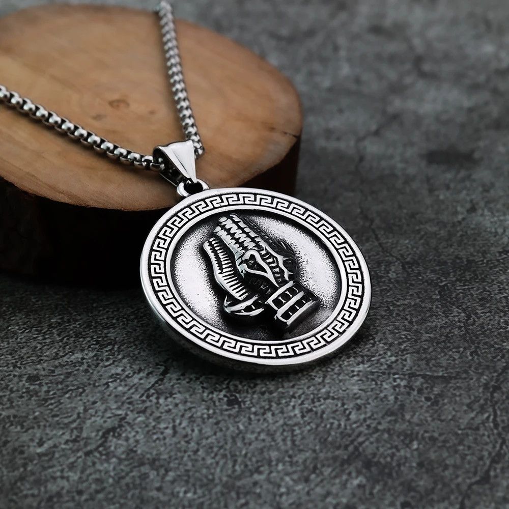 Jewelry Viking Saint Hand Round Necklace Size ONE SIZE - 3 Thumbnail
