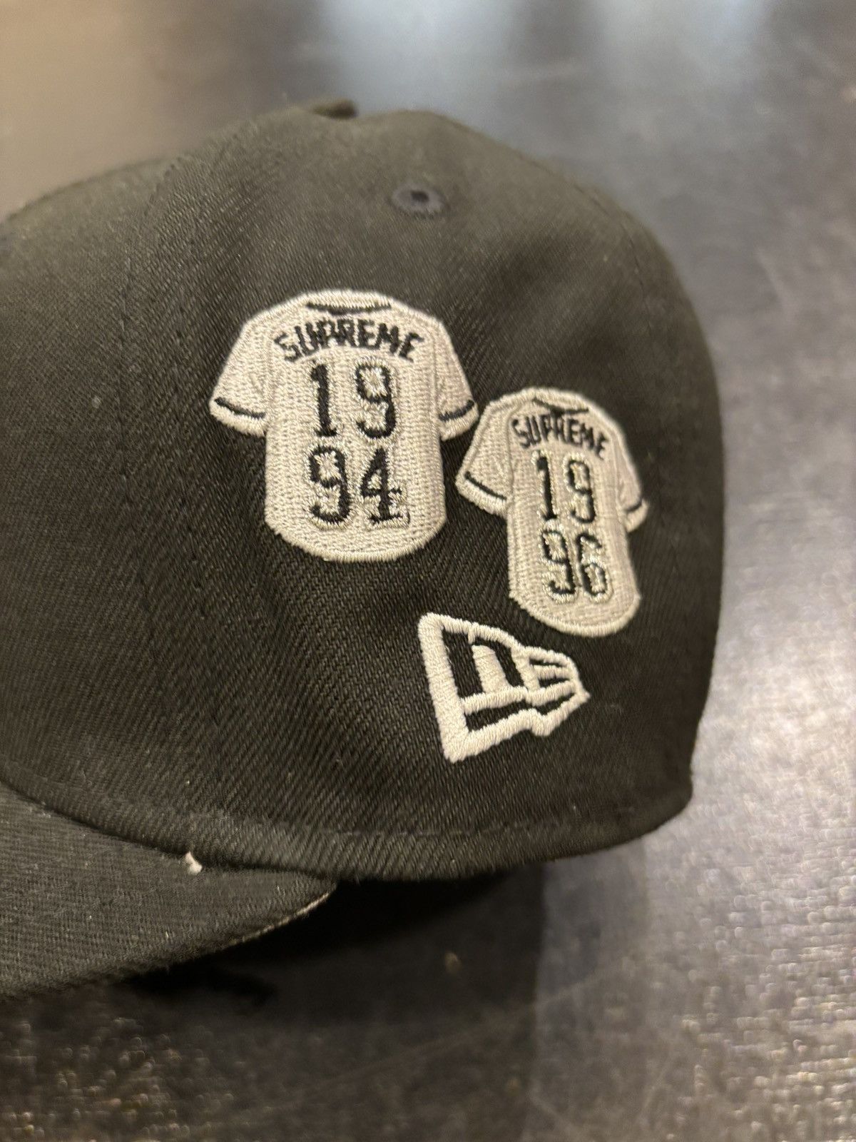New Era × Supreme Supreme X New Era Jerseys Cap Size ONE SIZE - 4 Thumbnail