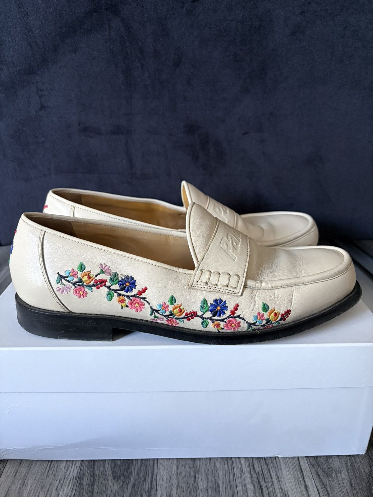 Palace Flower Stitch Loafer Size US 10 / EU 43 - 2 Thumbnail