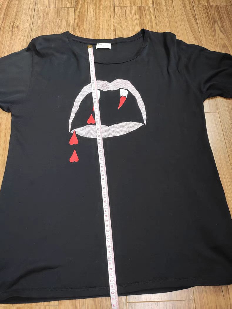 Saint Laurent Vampire Graphic T-Shirt - orenahealth.com