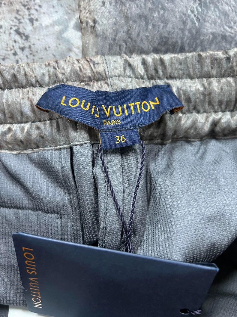 Louis Vuitton Louis Vuitton Lunar Surface Print Organza Double Print Sho Size US 36 / EU 52 - 4 Thumbnail