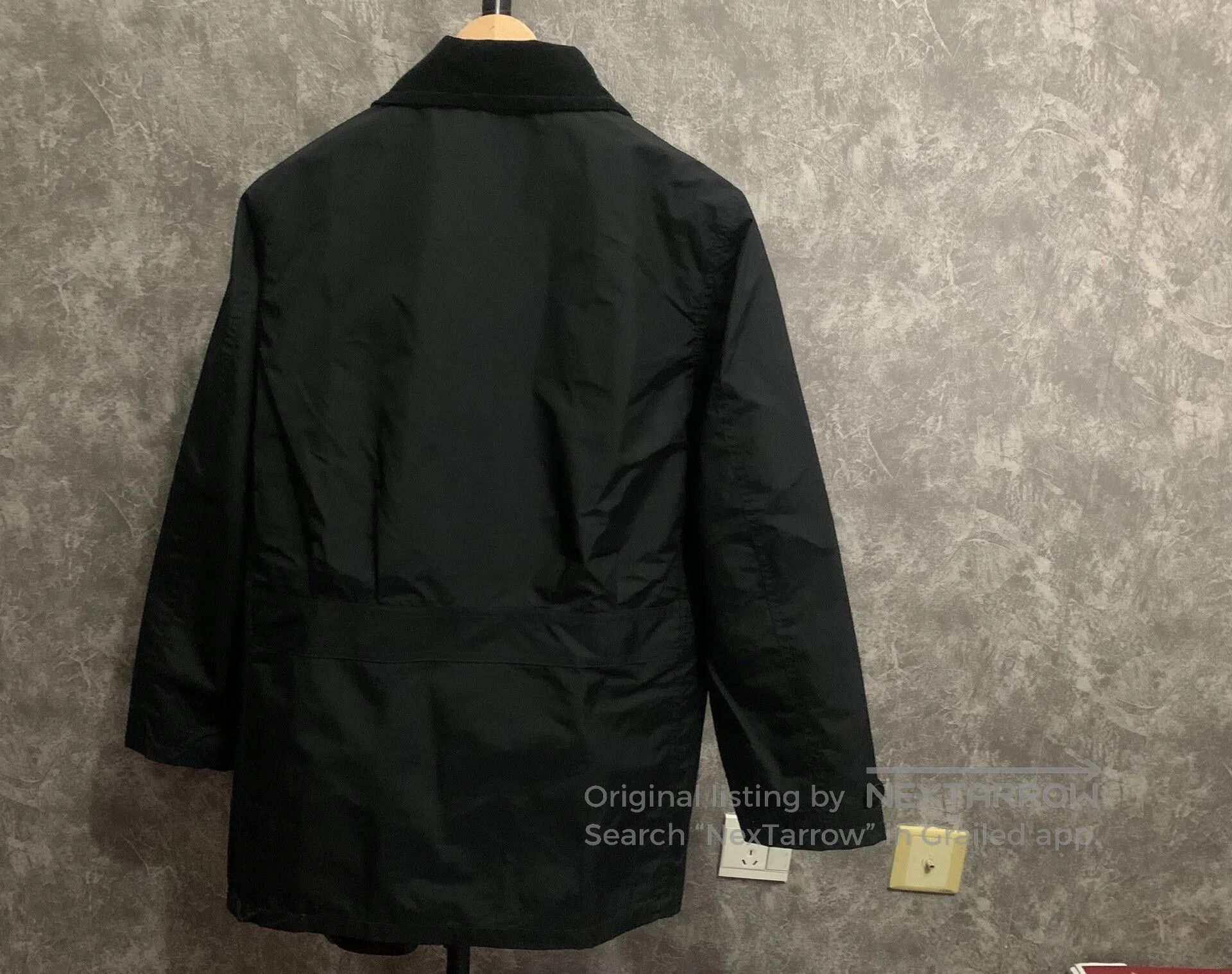 WEST RIDE sleek black windbreaker jacket for stylish layers. Size US M / EU 48-50 / 2 - 2 Thumbnail
