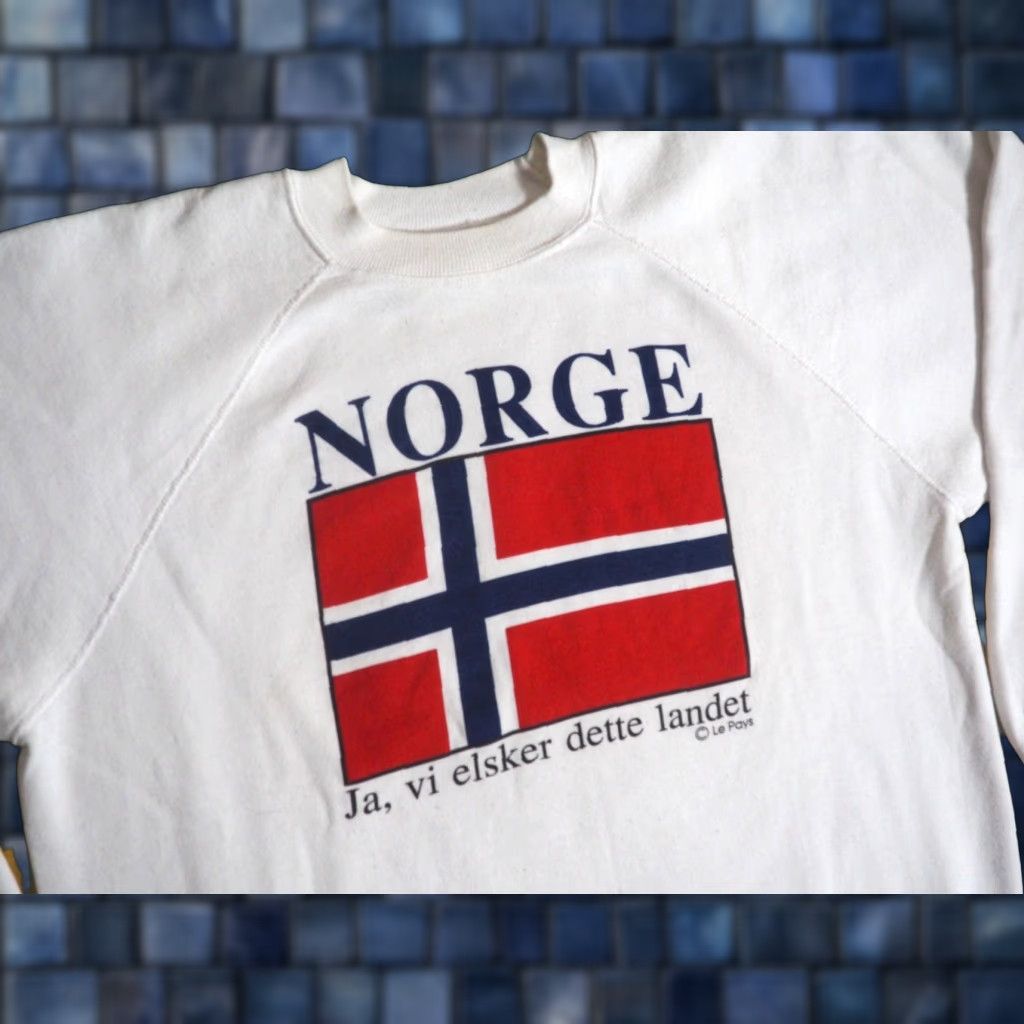 Hanes VTG Hanes Norway Norge Flag Nordic White Pullover Sweatshirt Mens XL Sweatshirt Pullover Graphic Print 90s Winter Fashion Mens XL Size US XL / EU 56 / 4 - 1 Thumbnail