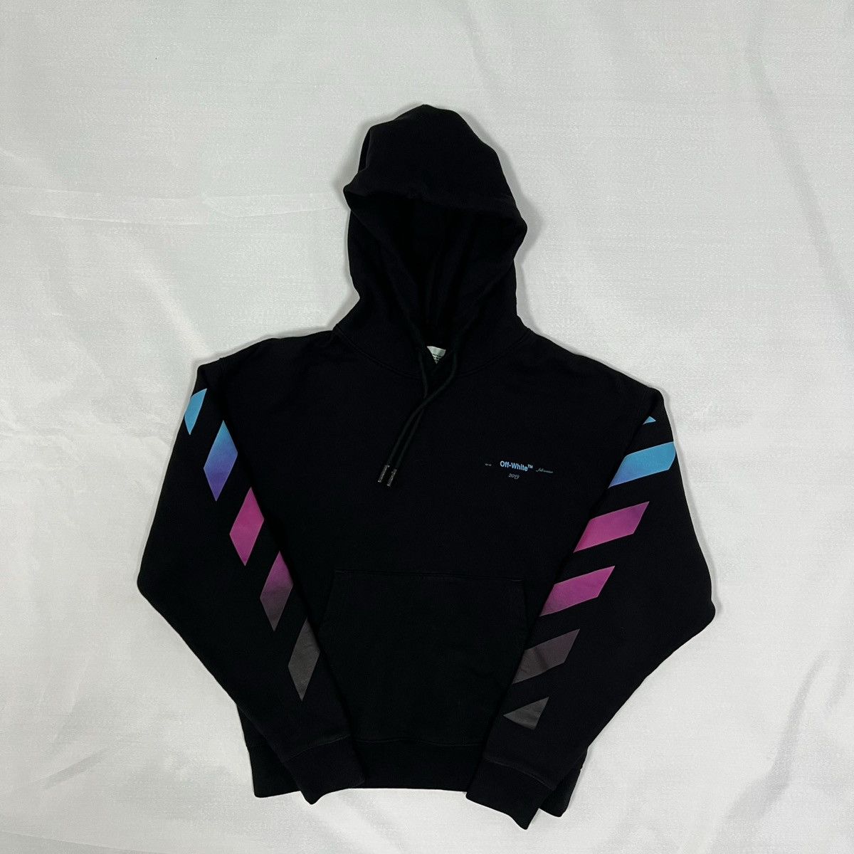 Off white gradient on sale hoodie