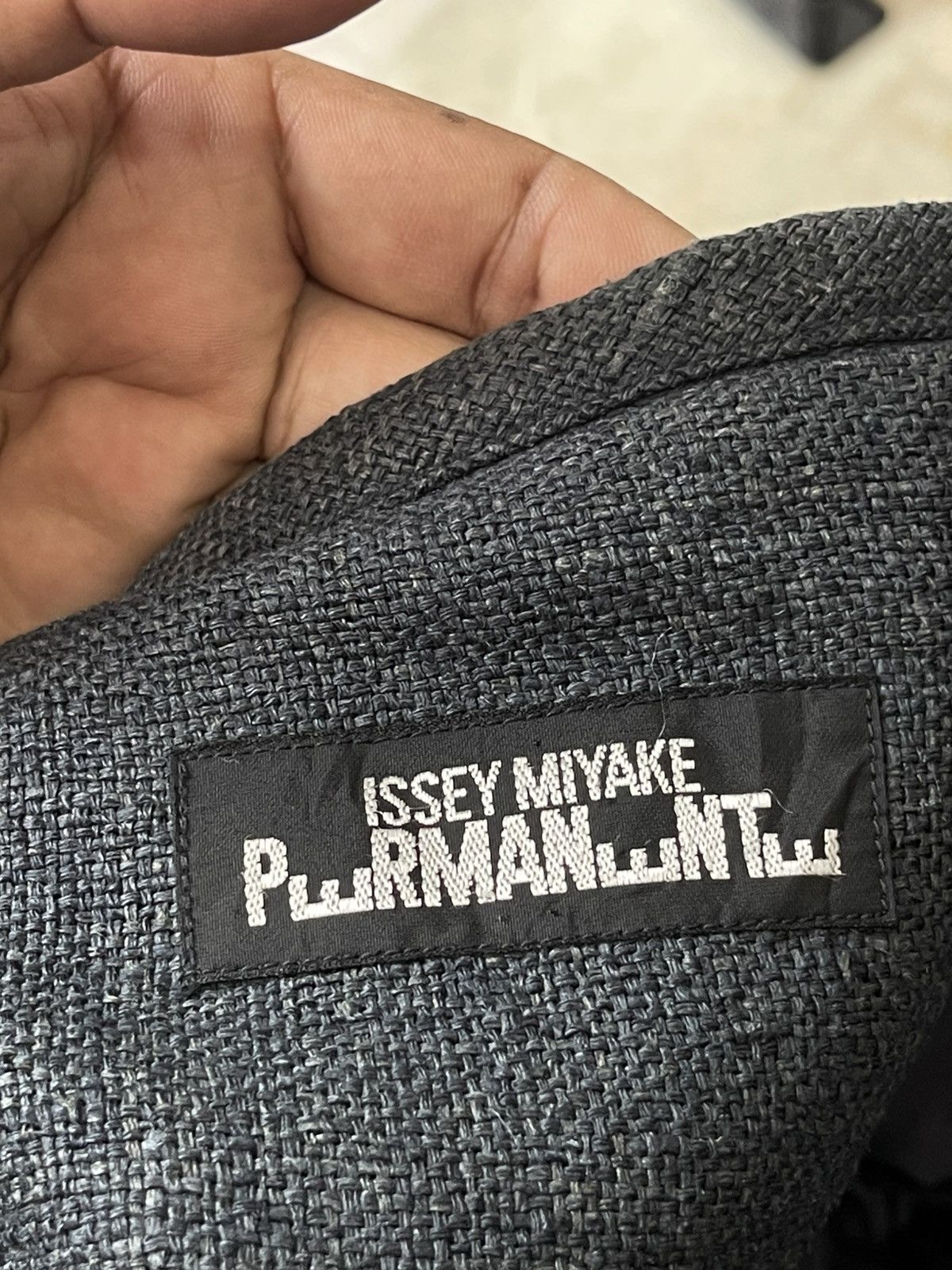 Issey Miyake 80s Issey Miyake PERMANENTE Heavy Fabric Crop Jacket C1 Size US L / EU 52-54 / 3 - 17 Thumbnail