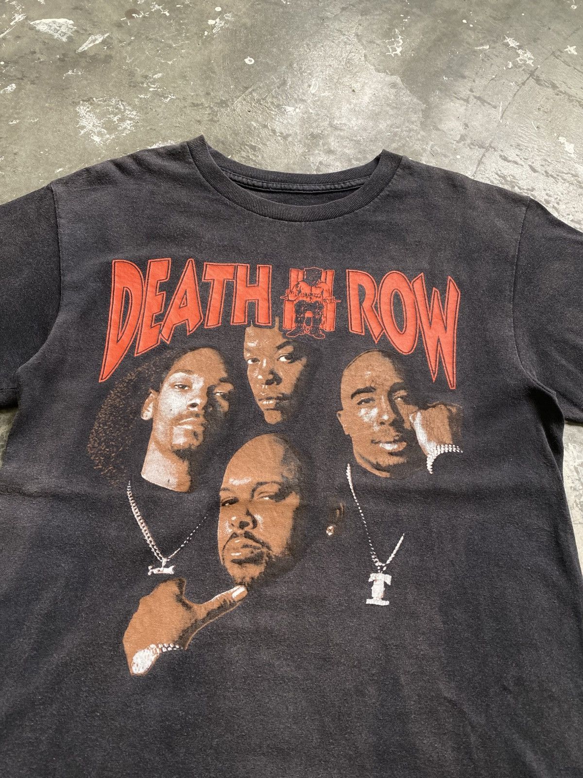 Death Row Records × Dr. Dre × Snoop Dogg Vintage Death Row Records Snoop Dogg Dr.Dre Plain Faded Tee Size US S / EU 44-46 / 1 - 2 Thumbnail