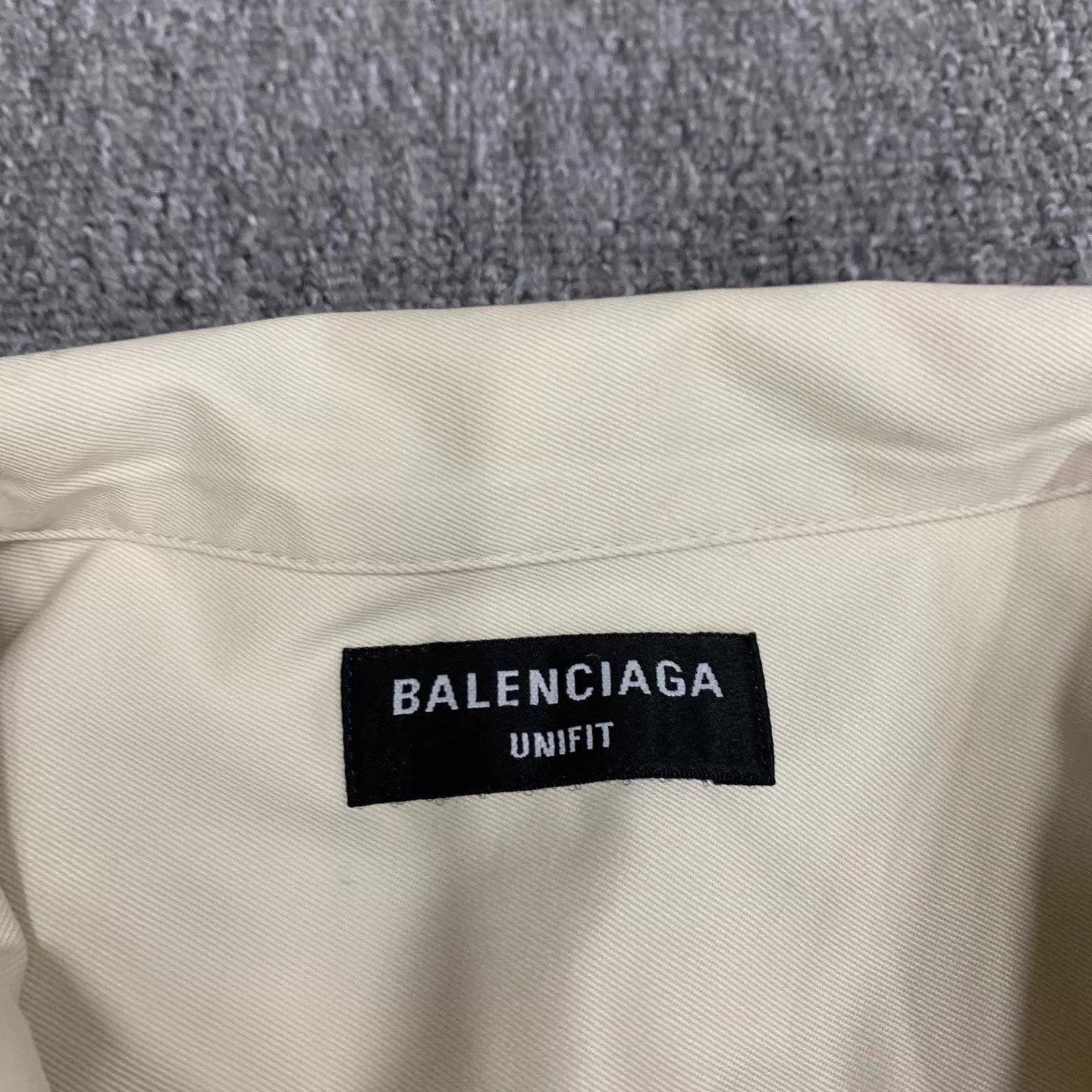 Balenciaga Balenciaga White Logo Short Sleeve Shirt 3 Size US L / EU 52-54 / 3 - 6 Thumbnail