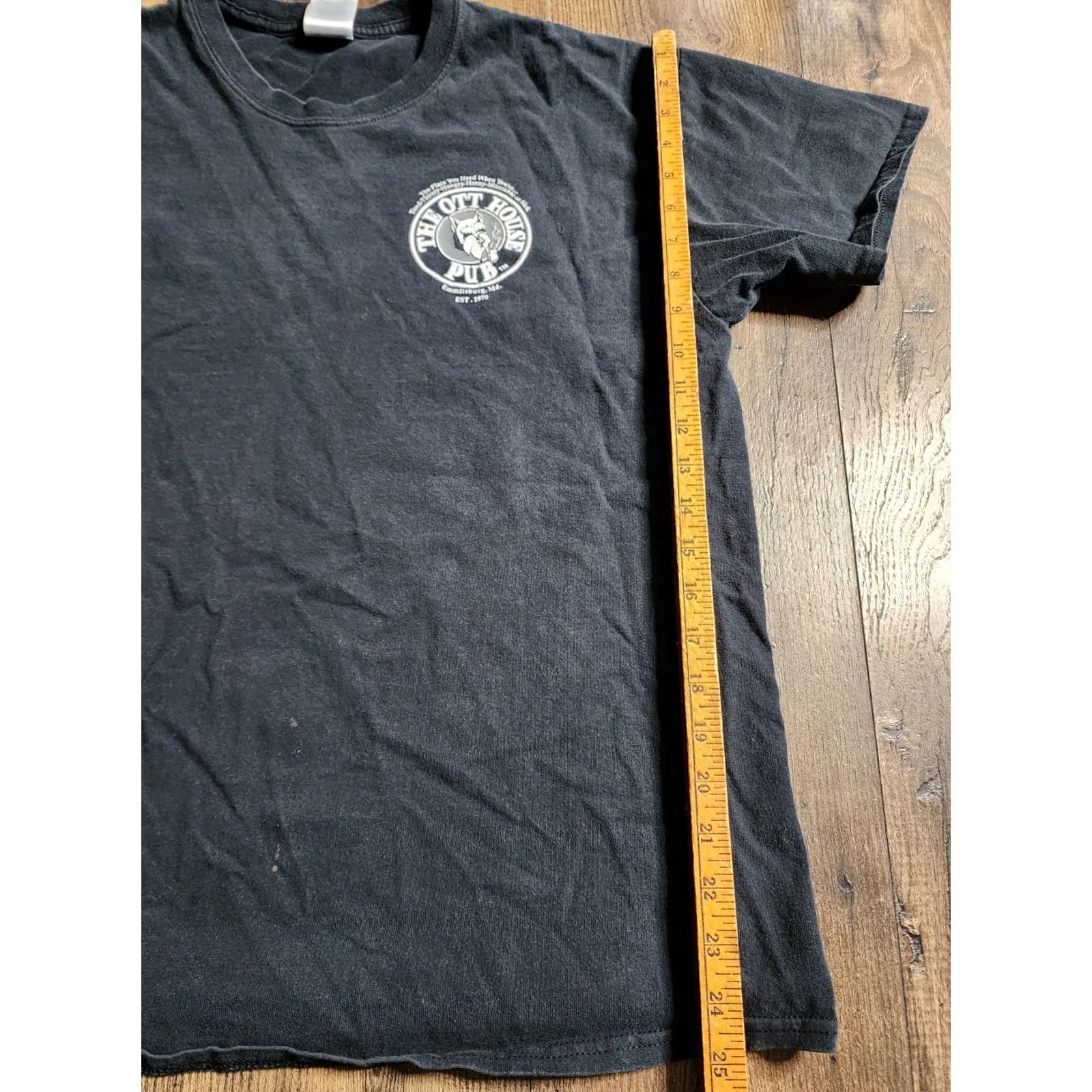 Gildan Mens L Gildan The Ott House Pub Emmitsburg MD Funny T Shirt Double Sided Distressed Black Cotton Crew Neck Short Sleeve USA 2000s Size US L / EU 52-54 / 3 - 3 Thumbnail