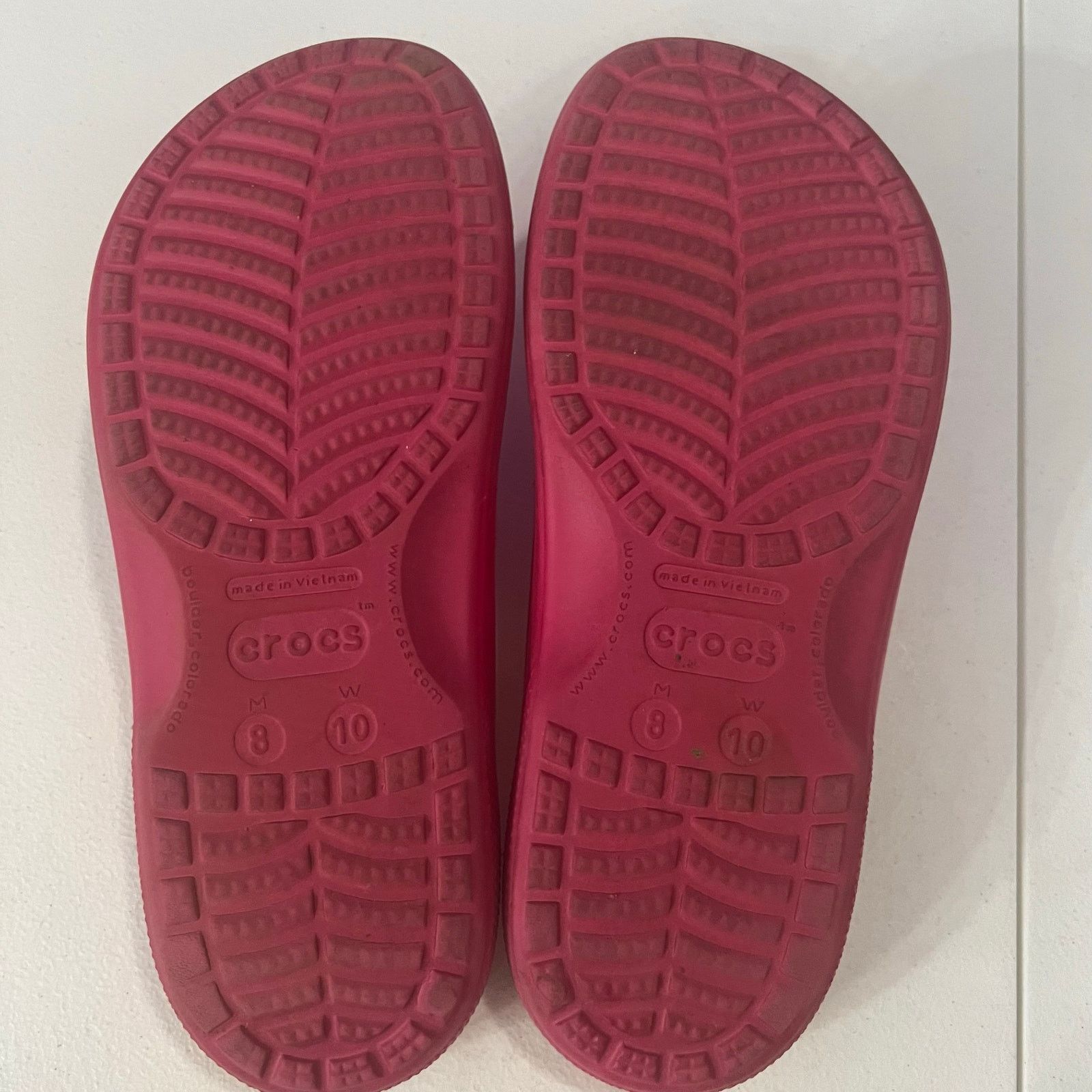 Crocs CROCS Baya Thong Flip Flop Sandals Pink Mens 8 Womens 10 Size US 10 / IT 40 - 8 Thumbnail
