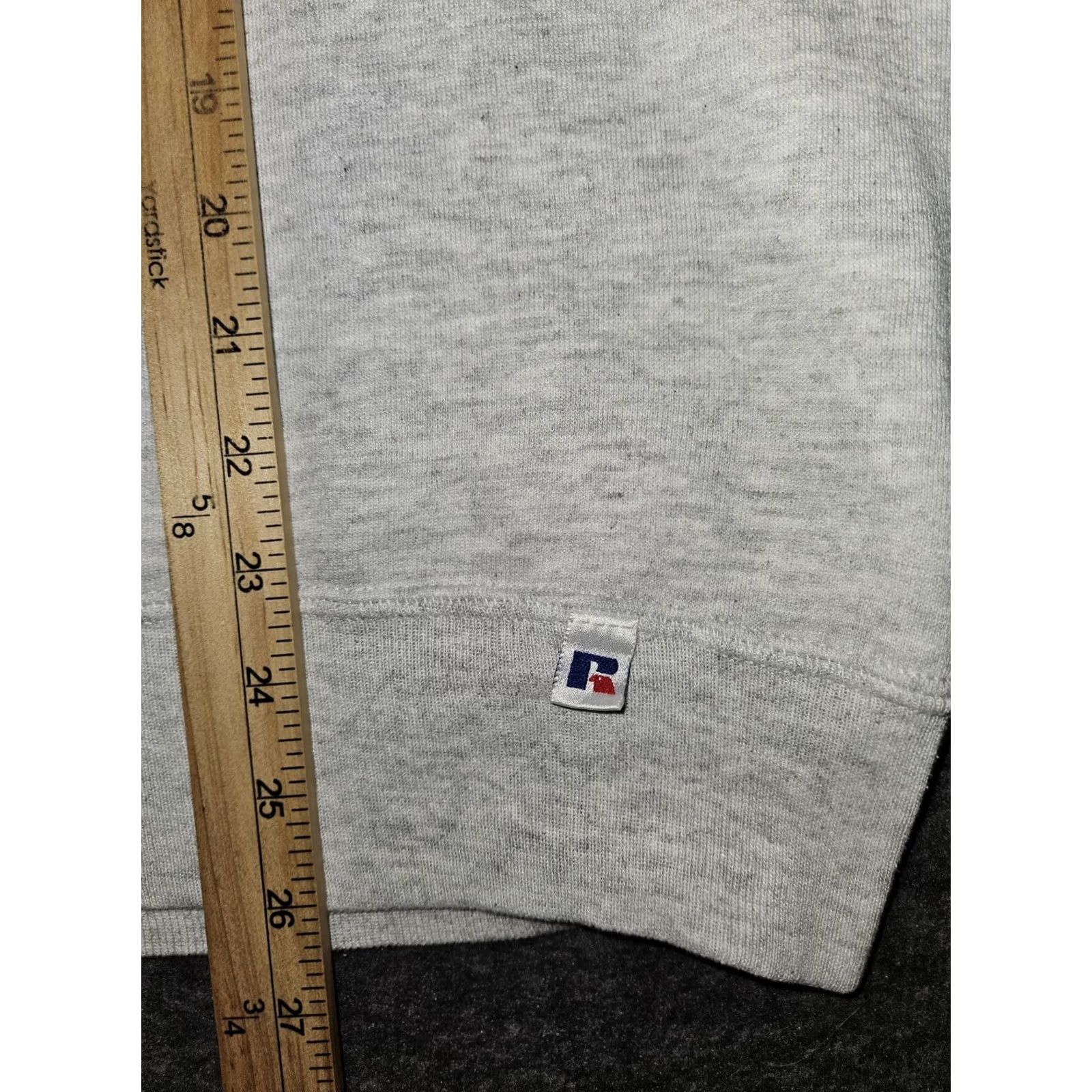 Russell Athletic VINTAGE Russell Athletic Sweatshirt Unisex Large Gray 90s USA Men's Pullover Crew Neck Long Sleeve Cotton Polyester Machine Washable{" "} Size US L / EU 52-54 / 3 - 4 Thumbnail
