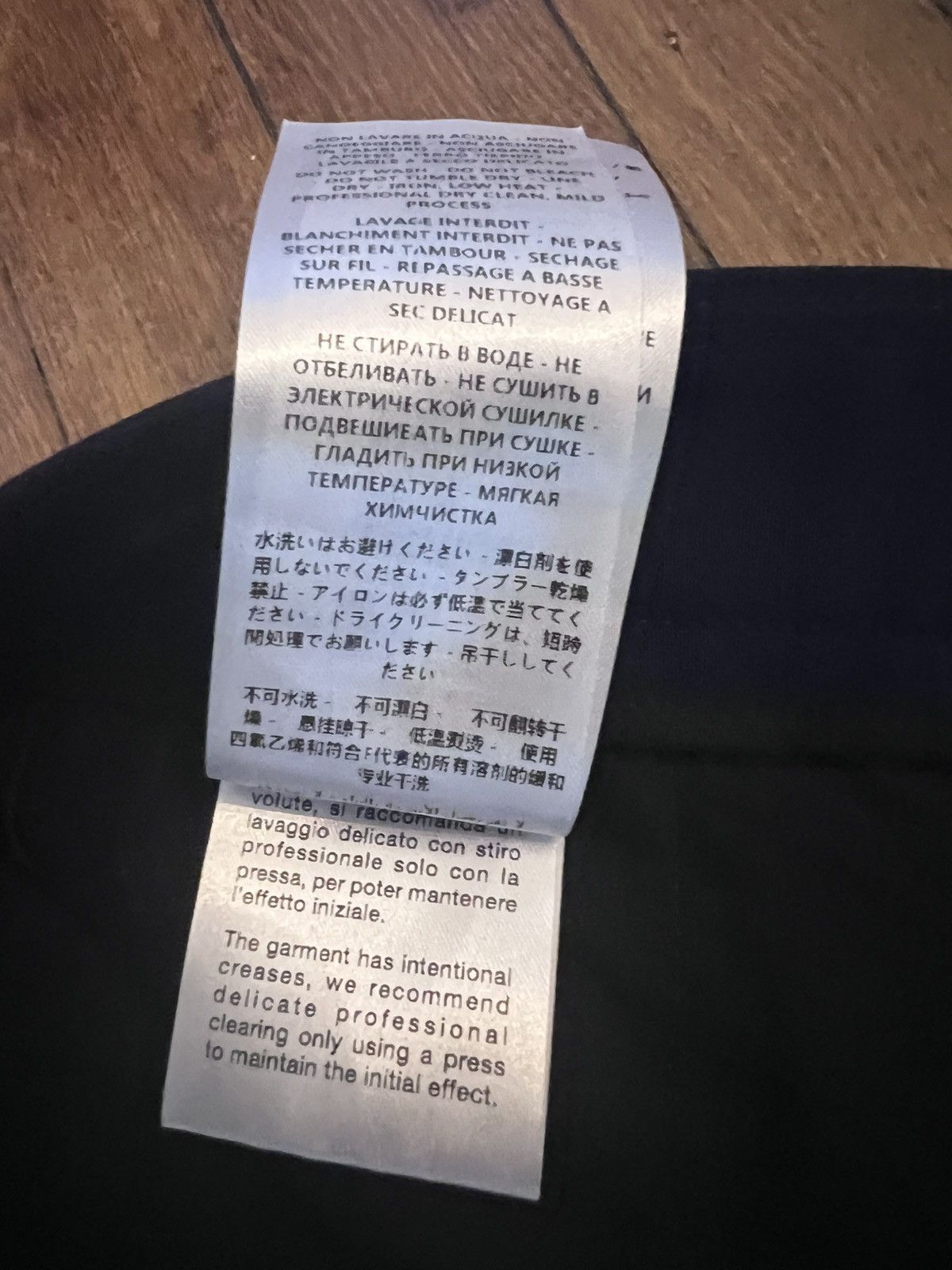 Gucci €1K crinkled, cropped wool trousers, back cinch, IT50, Italy Size US 34 / EU 50 - 15 Thumbnail