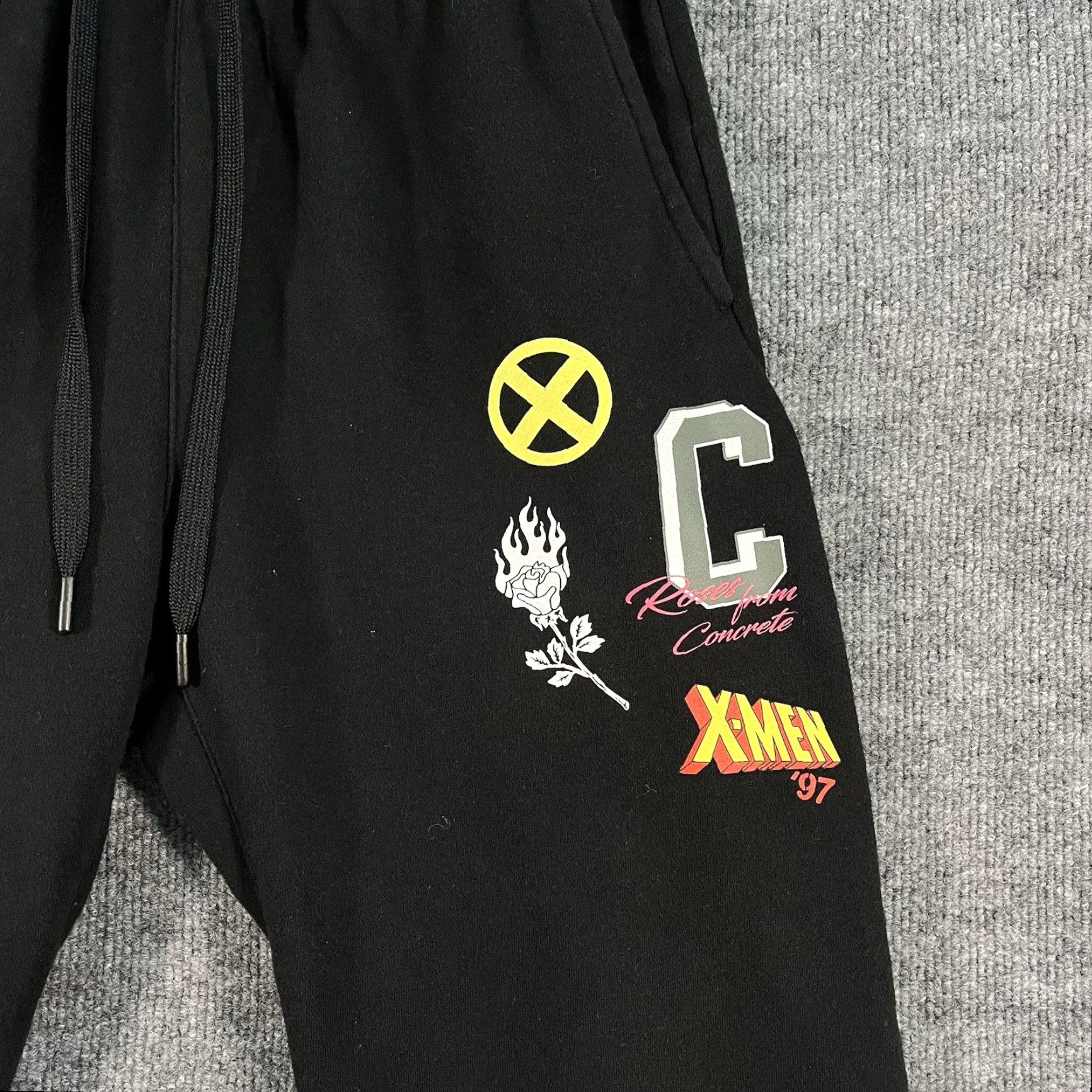 Vintage Civil Regime X Marvel X-Men 97 Sweatpants Mens Small Black Drawstring Rose From Concrete Pants Black Sweatpants Mens XS Rose From Concrete X-Men 97 Size US 29 - 2 Thumbnail