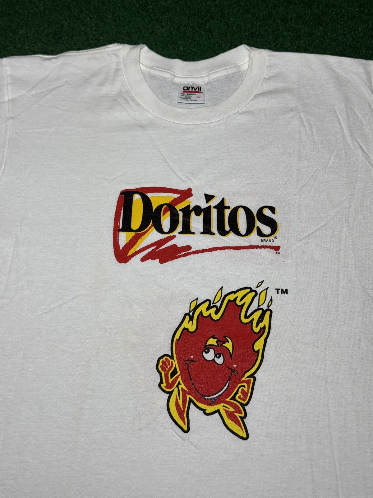 Vintage Doritos Vintage Nacho Cheese Corn Chip 90s Promo L T Shirt Size US L / EU 52-54 / 3 - 2 Thumbnail