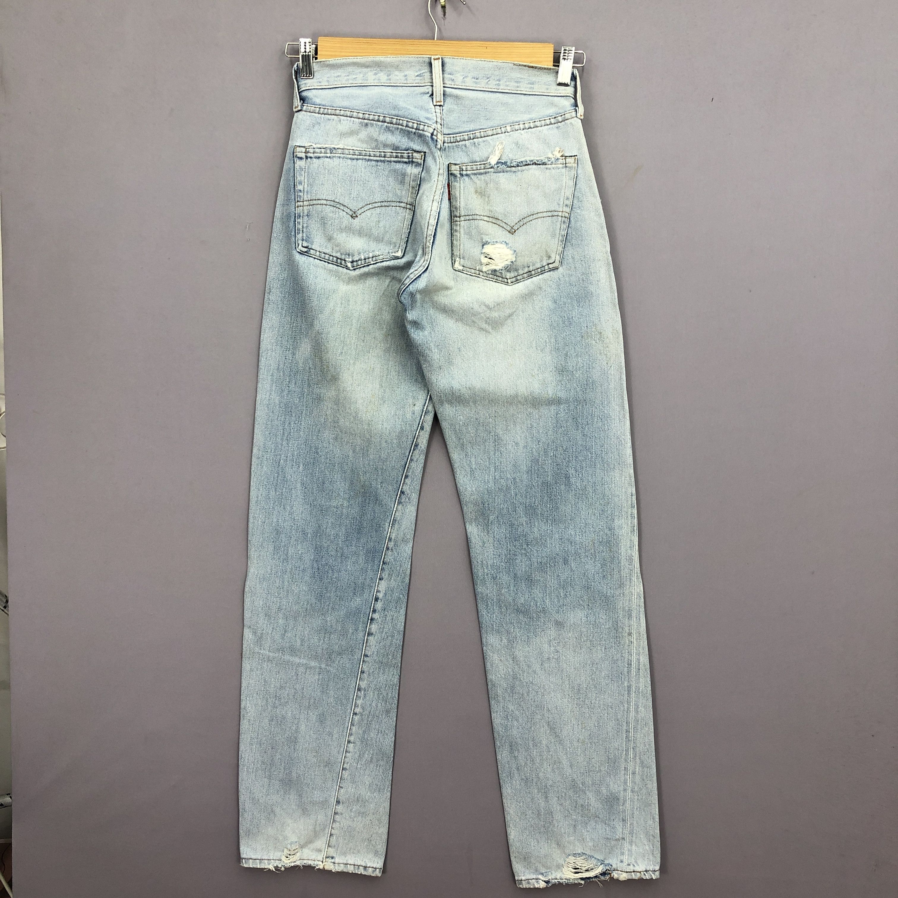 Levi's Vintage 90s Levis 501 Selvedge Jeans Levi's Sunfaded Denim Size 26" / US 2 / IT 38 - 2 Thumbnail