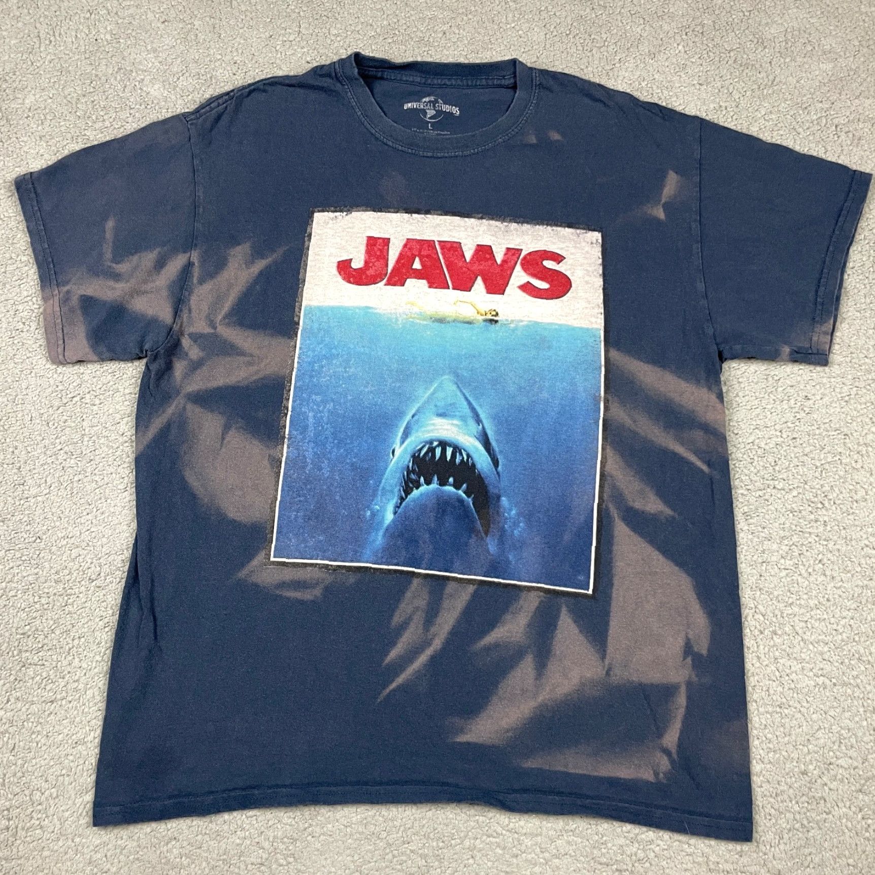 Vintage VINTAGE Jaws T shirt Adult Large Blue Movie Universal Studios Mens Fade Custom Shark* Size US L / EU 52-54 / 3 - 2 Thumbnail
