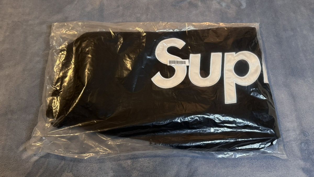 Supreme Supreme XL Satin Logo Sweatpants SS26 Size US 36 / EU 52 - 1 Thumbnail