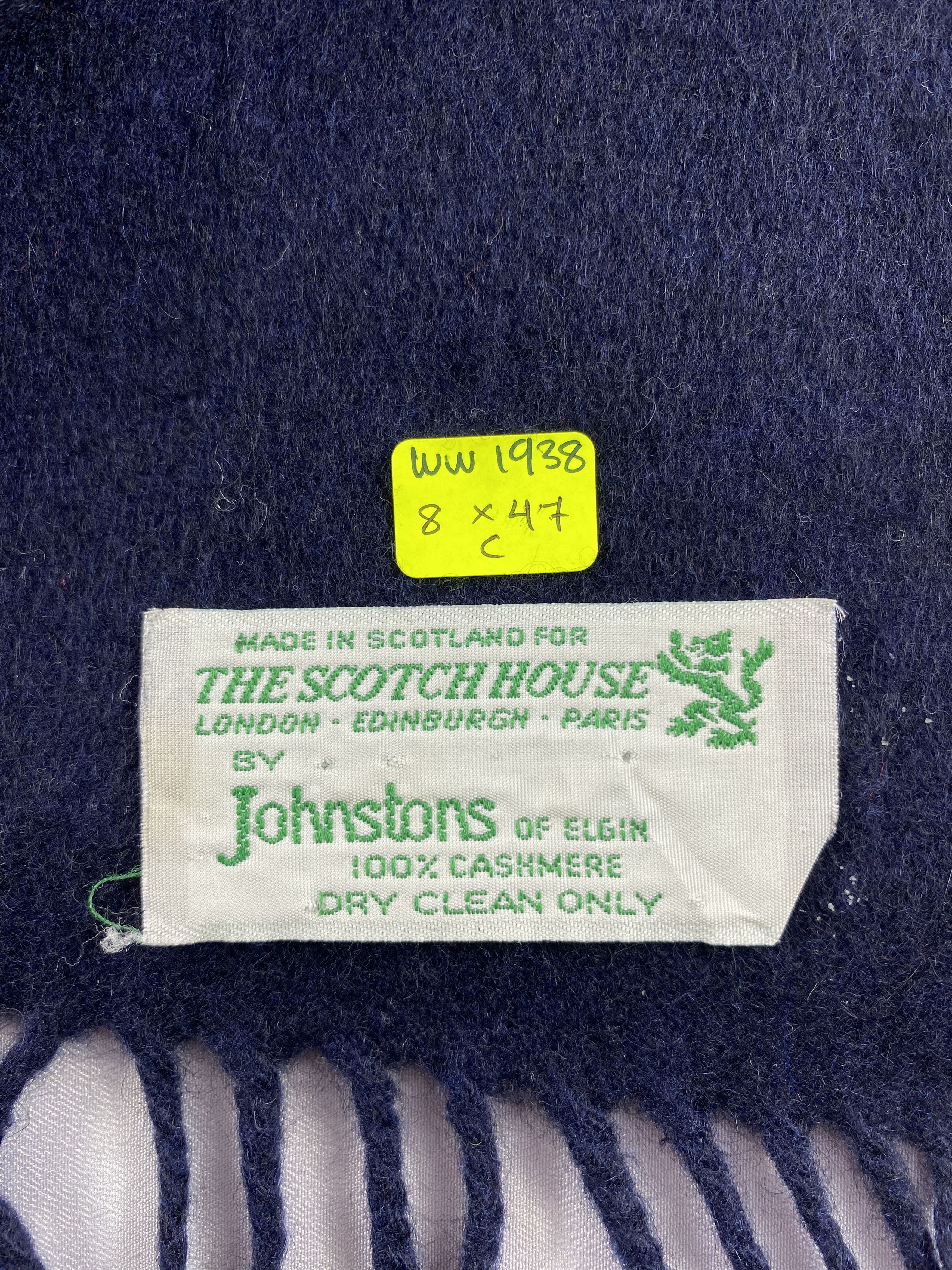 Johnstons Of Elgin Johnstons Of Elgin Scarf / Muffler / Neckwear - WW1938 Size ONE SIZE - 5 Thumbnail