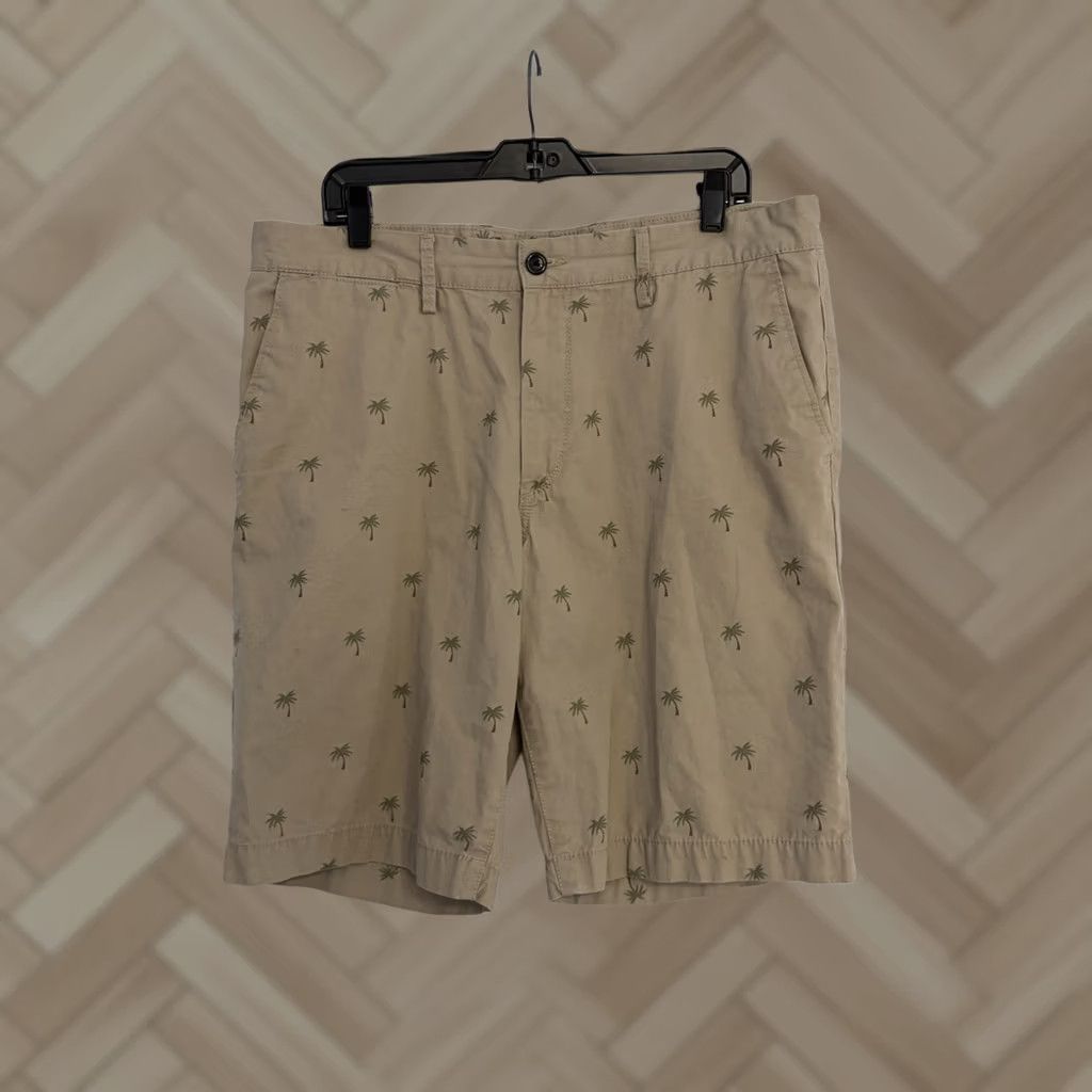 Gap VINTAGE Gap Chino Lived In Short Men's Beige Palm Trees size 36 Size US 36 / EU 52 - 1 Thumbnail