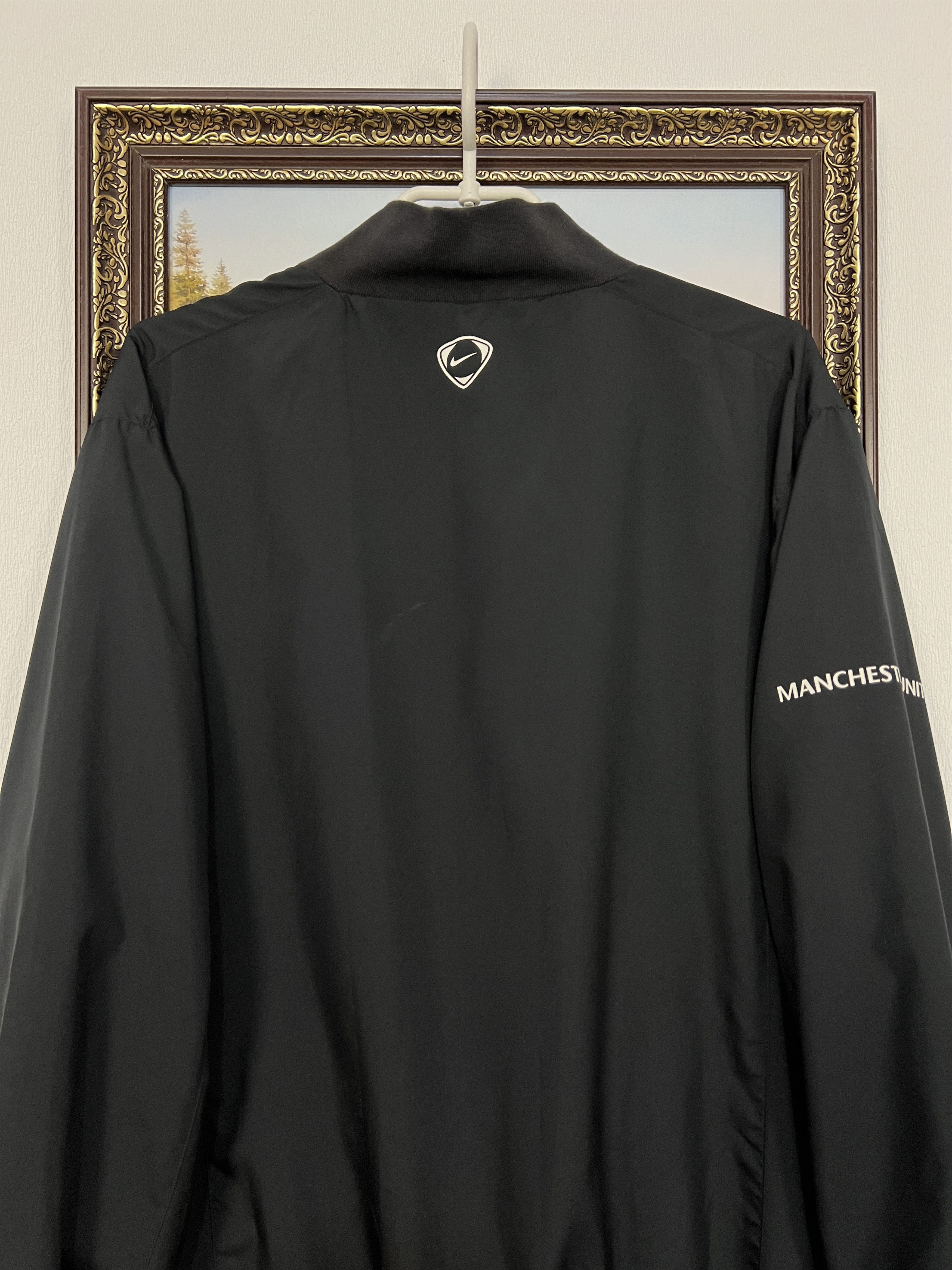 Nike Vintage Nike Manchester United Football Soccer AIG Jacket Size US L / EU 52-54 / 3 - 15 Thumbnail