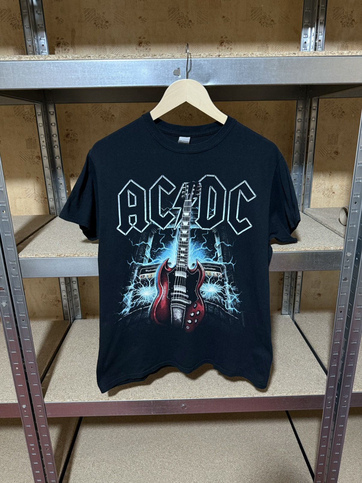 AC/DC × Band Tees Rare Vintage 2016 AC/DC Band Rock Retro T-Shirt Y2K Hype Size US M / EU 48-50 / 2 - 1 Thumbnail