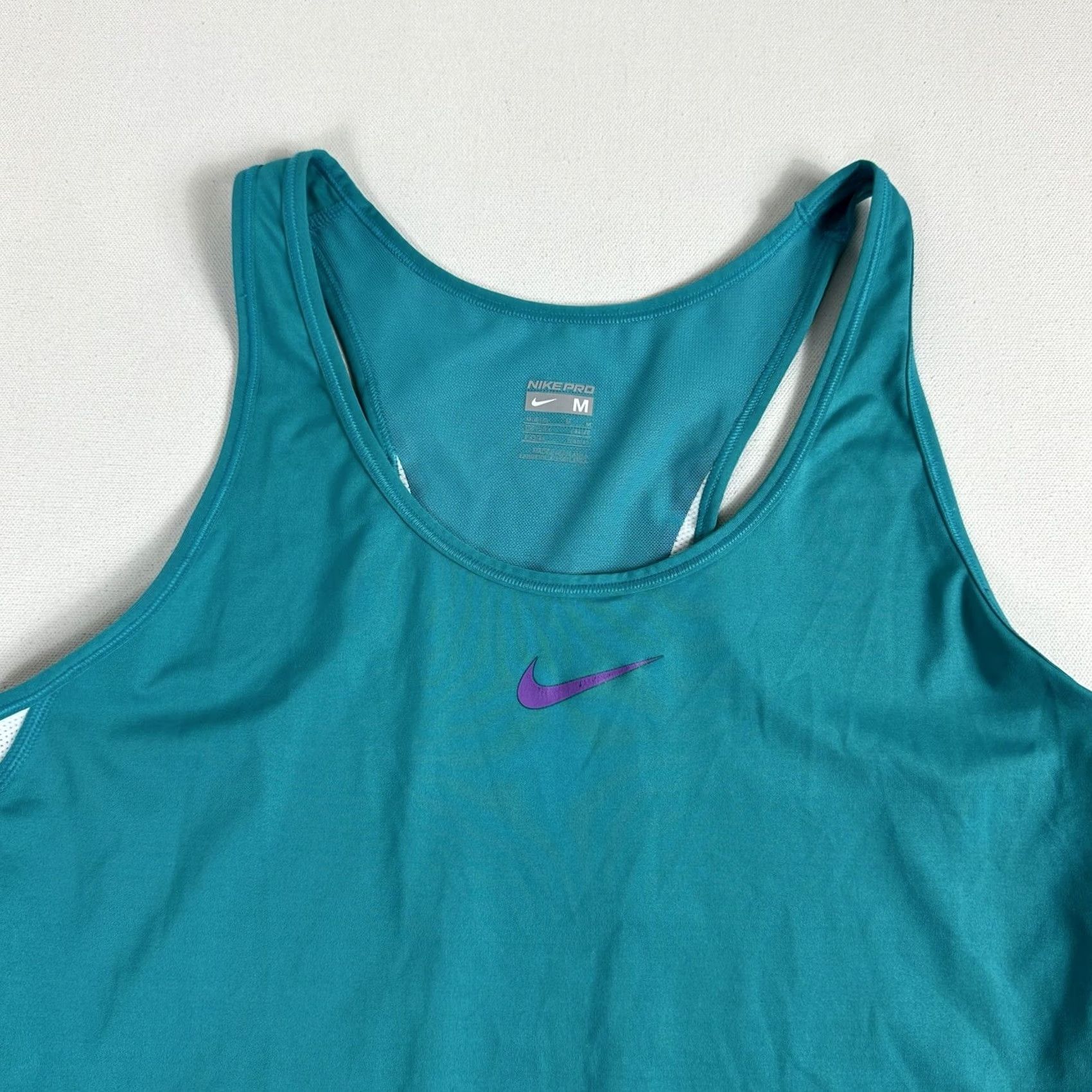 Nike Nike Pro Tank Top Womens Medium Blue Sleeveless Round Neck Logo Sportswear Nike Pro Tank Top Womens Medium Blue Sleeveless Round Neck Logo Size M / US 6-8 / IT 42-44 - 5 Thumbnail