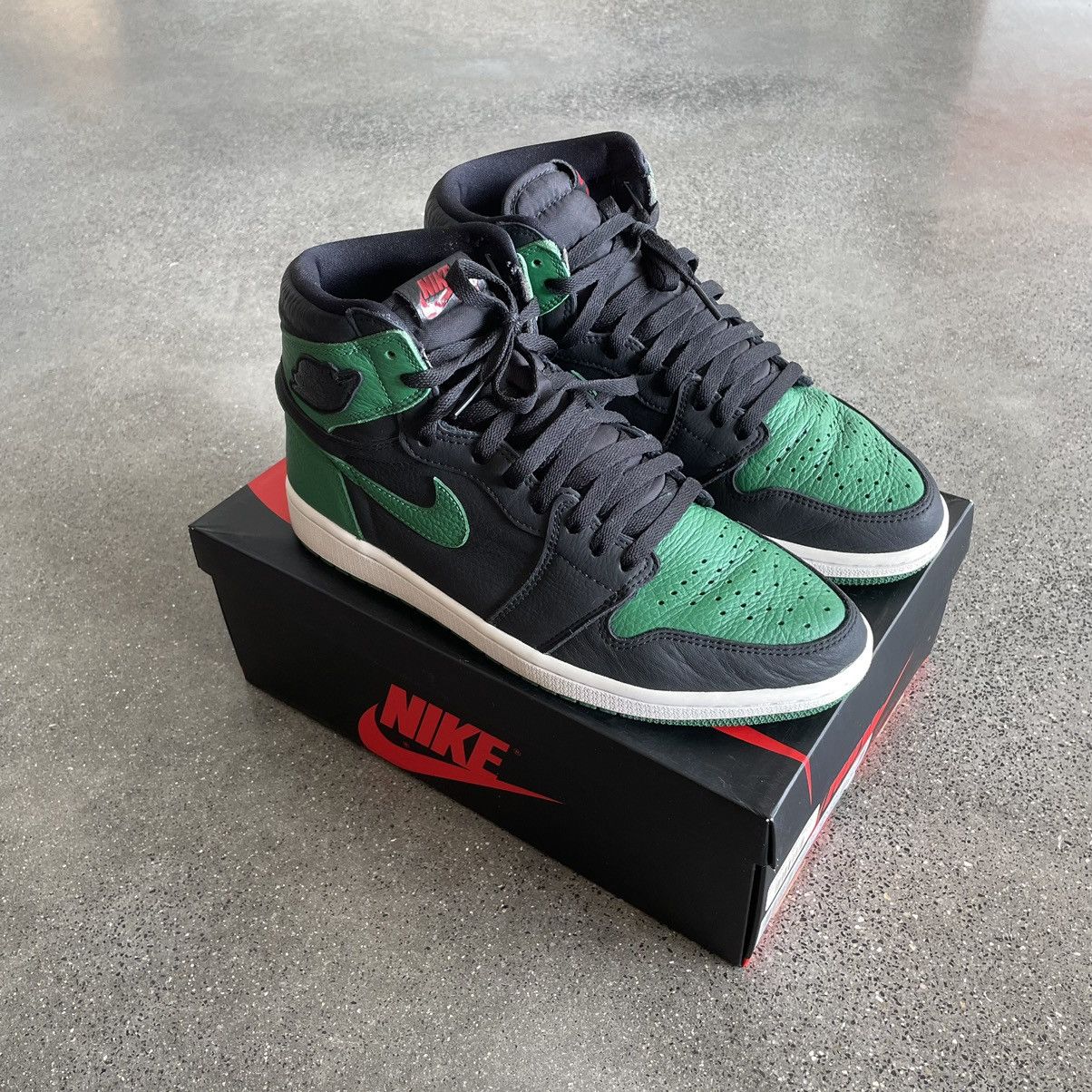 Nike Nike Air Jordan 1 Retro Pine Green Size US 9.5 / EU 42-43 - 2 Thumbnail