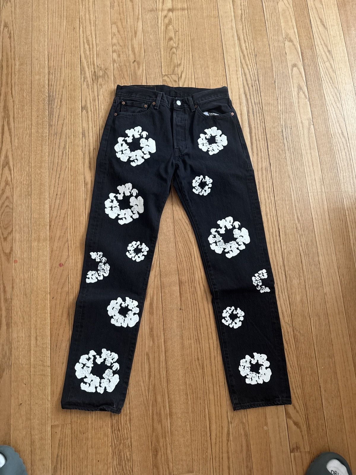 DENIM TEARS × Designer Denim Tears X Levi’s Cotton Wreath Jeans Black Size US 32 / EU 48 - 7 Thumbnail