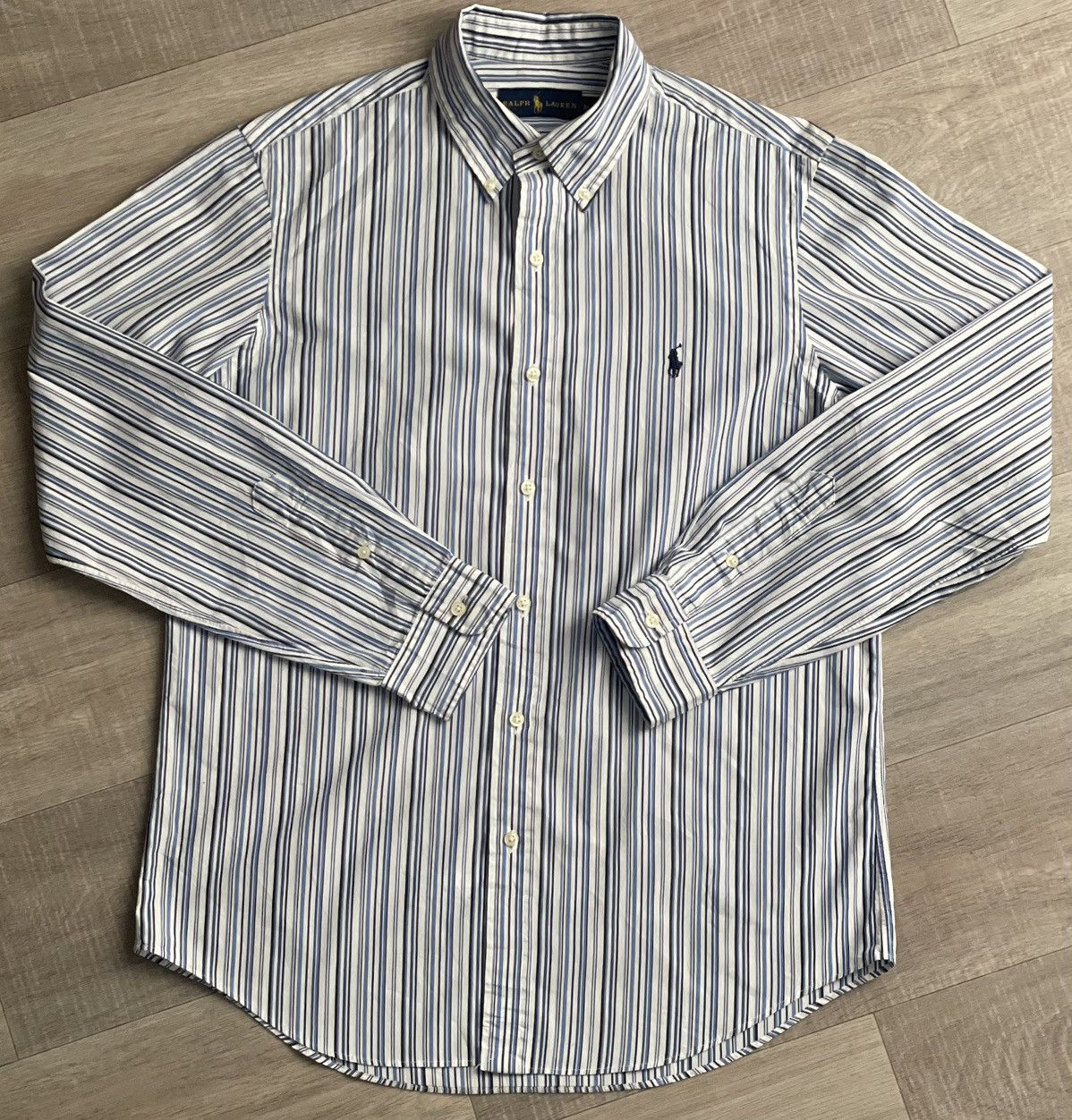 Ralph Lauren Vintage Ralph Lauren Blue and White Striped Oxford Shirt (M) Size US M / EU 48-50 / 2 - 2 Thumbnail