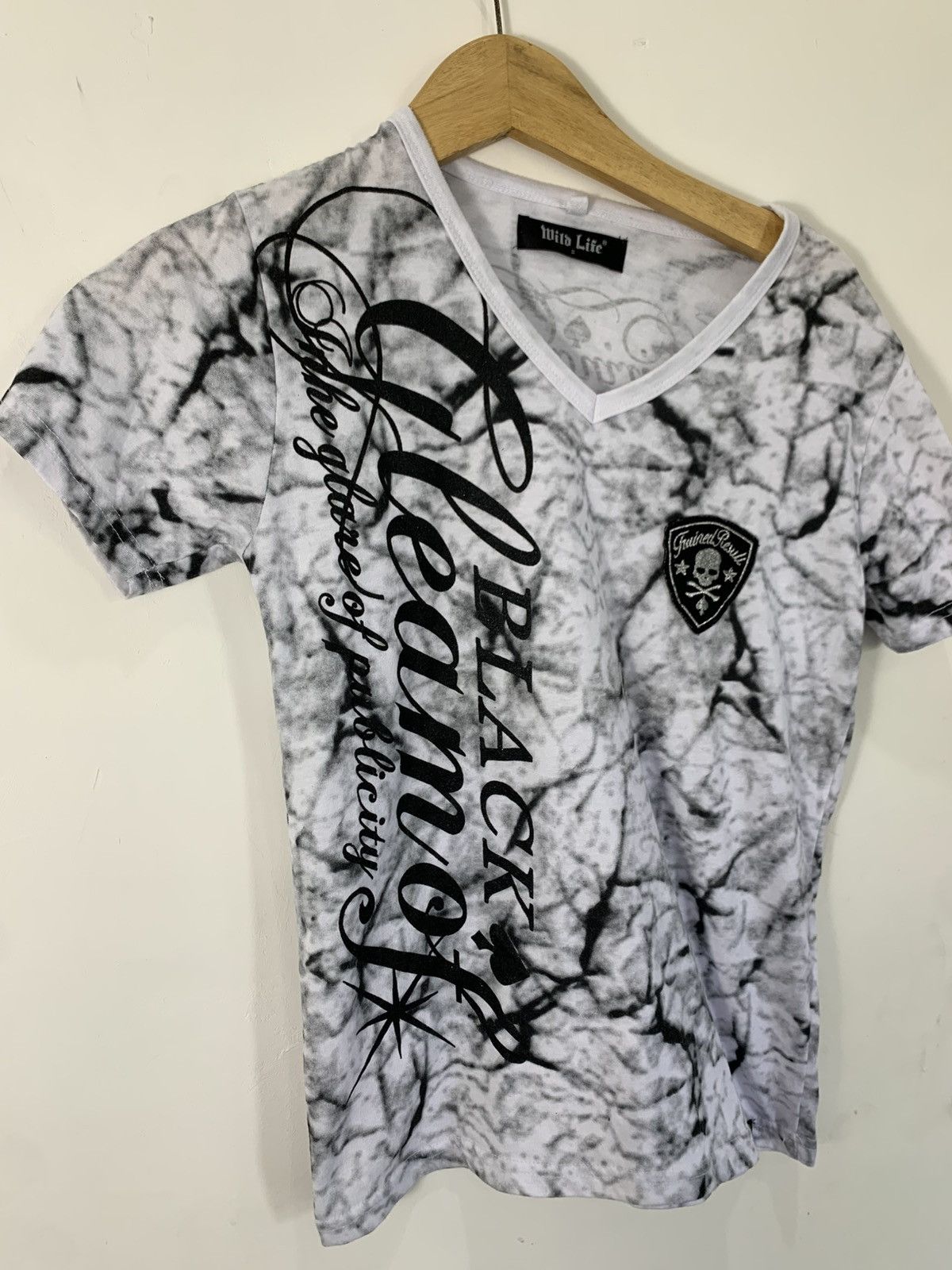Japanese Brand 2000s poem tee wildlife japan vkei style era Size US S / EU 44-46 / 1 - 2 Thumbnail