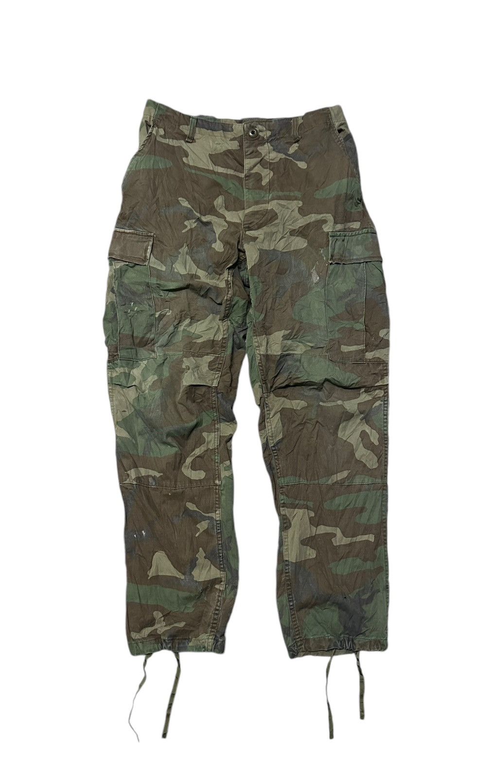 Vintage Vintage army camo cargo pants size 34 Size US 34 / EU 50 - 1 Thumbnail