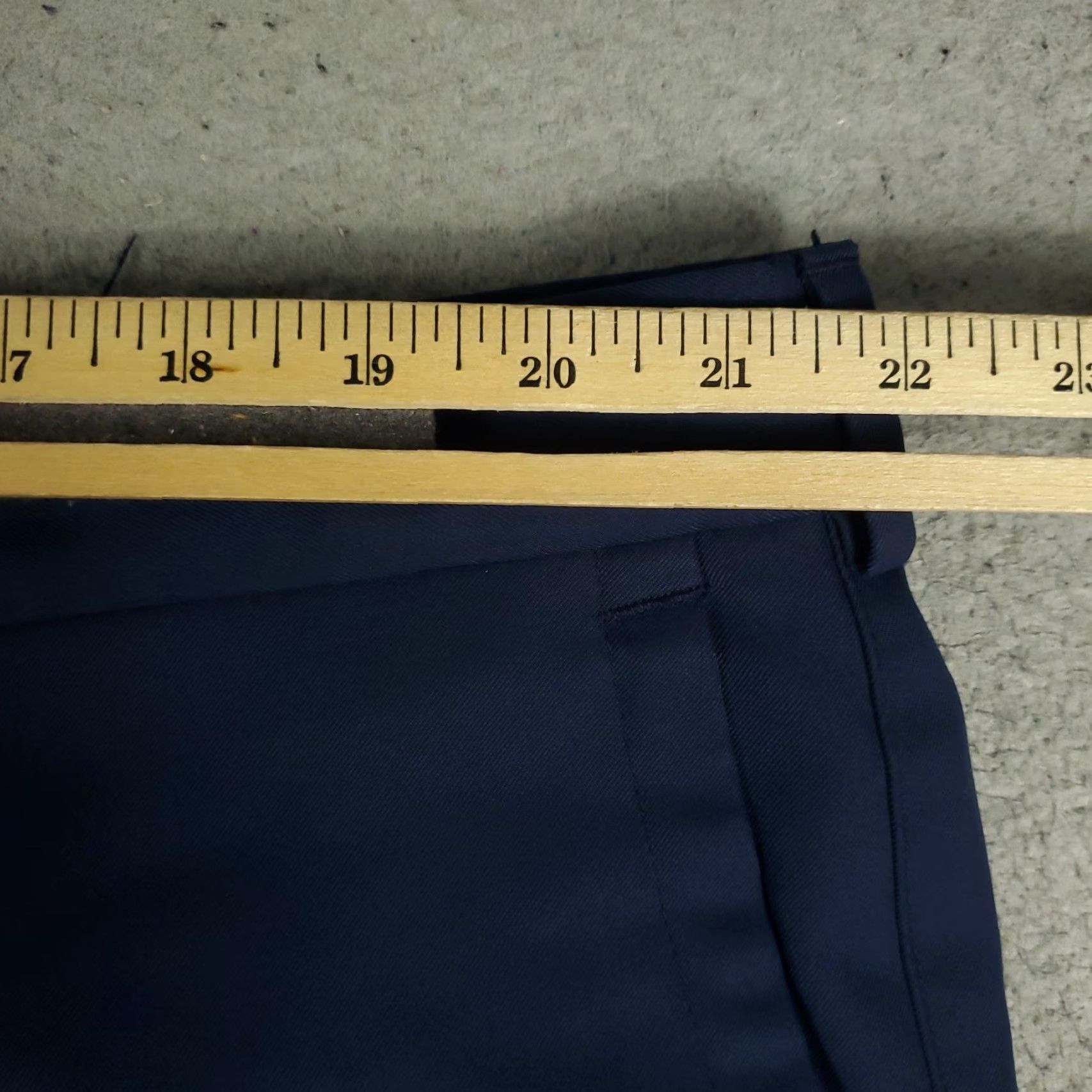 Peter Millar Peter Millar Shorts Mens Size 44 Blue Golf Flat Front Casual Chino Relaxed Fit Front Pockets Logo Vintage No Size US 44 / EU 60 - 4 Thumbnail