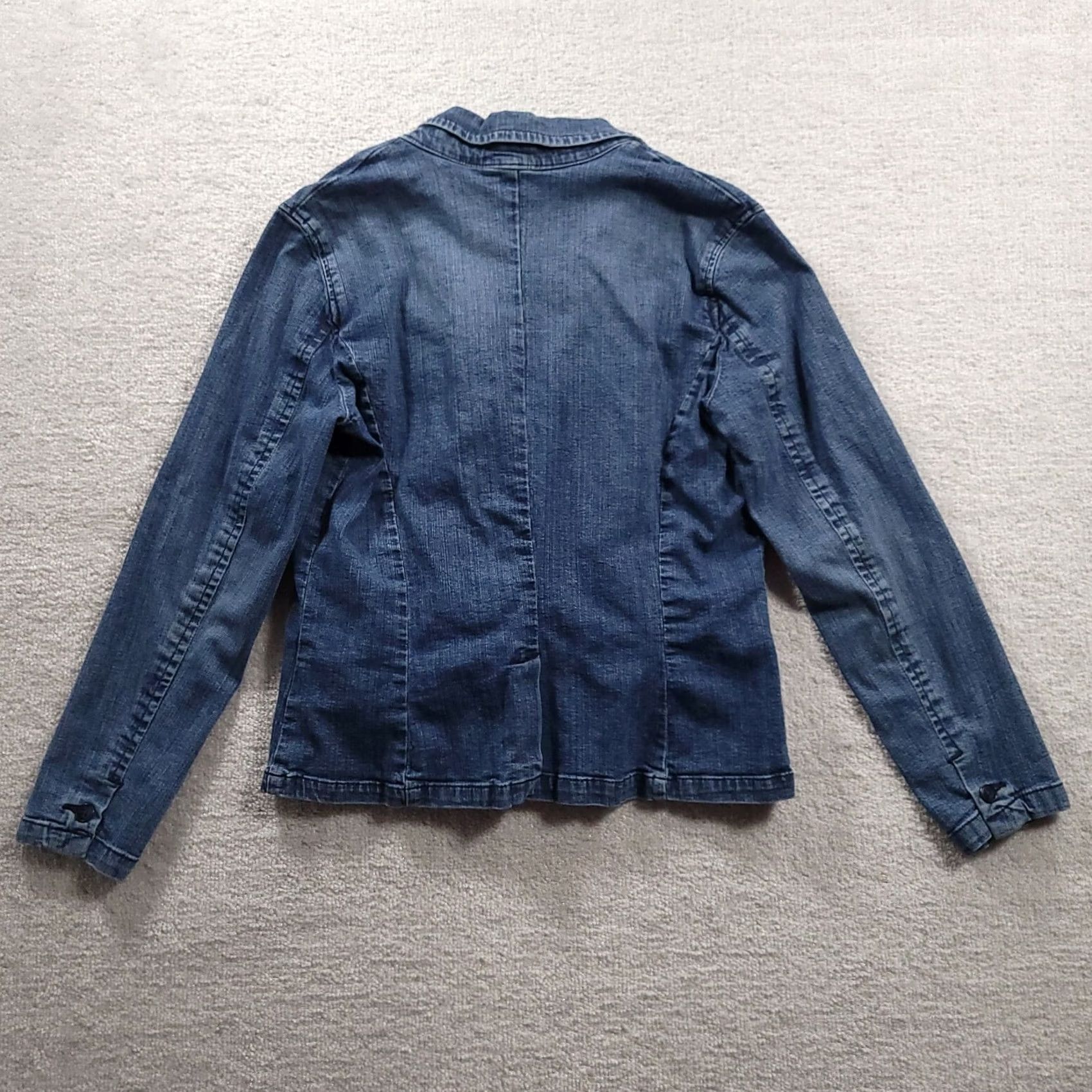 Vintage VINTAGE? No — St. John's Bay Denim Jean Jacket Button Front Blue Large Stretch Women’s Jacket Size 36" / US 14 / IT 50 - 6 Thumbnail