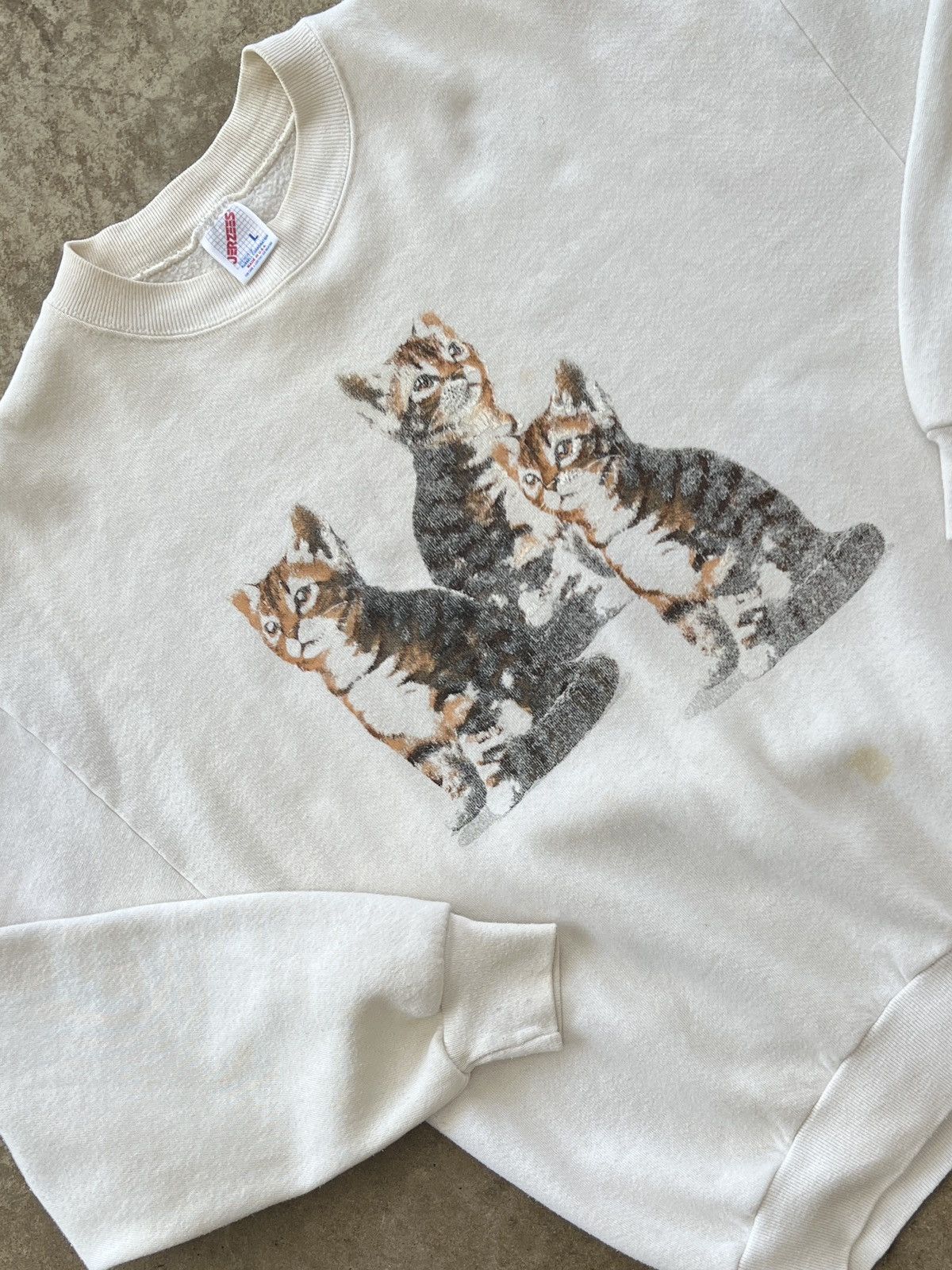 Vintage Vintage Three Cats Animal Crewneck Large Jerzeez Size US L / EU 52-54 / 3 - 1 Thumbnail
