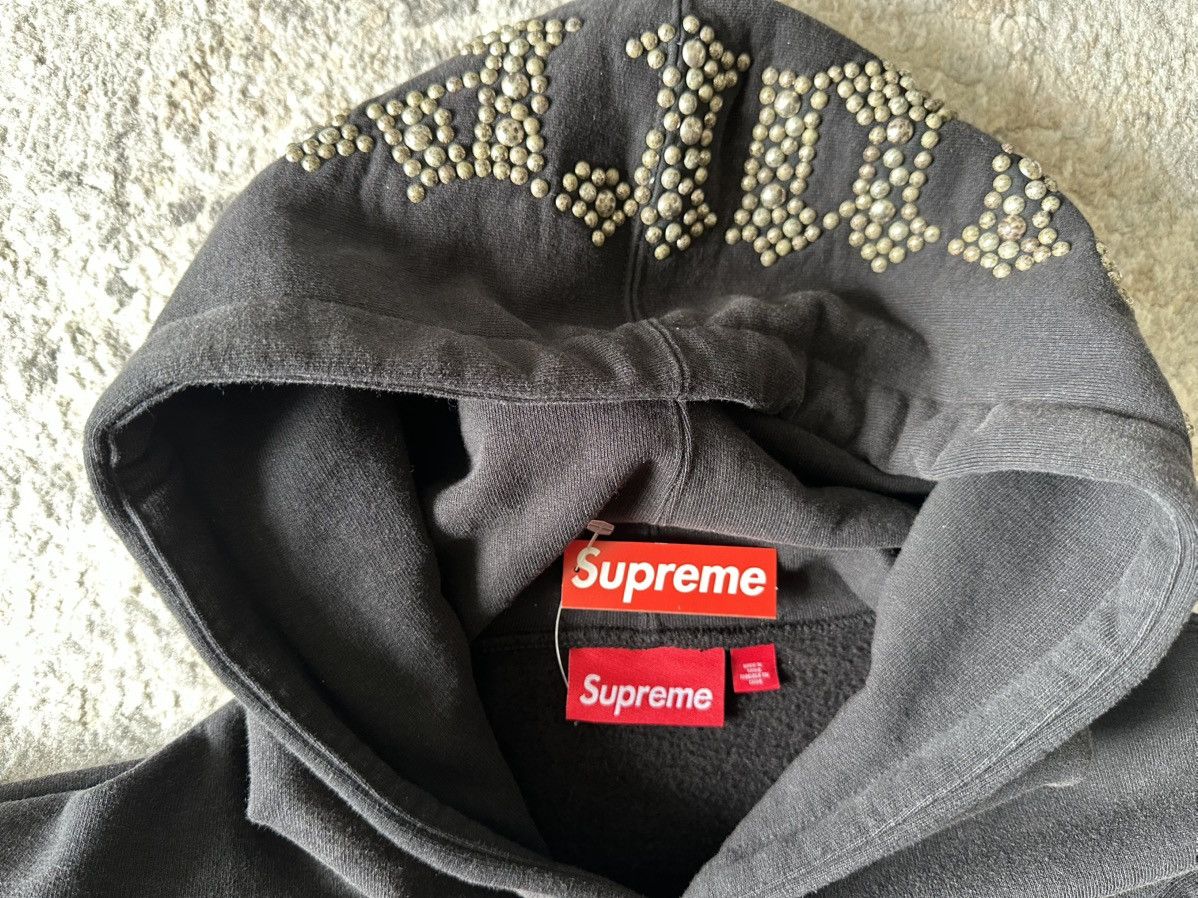 Supreme Supreme Overdyed Studded Hooded Sweatshirt SS26/W7 Size US M / EU 48-50 / 2 - 4 Thumbnail