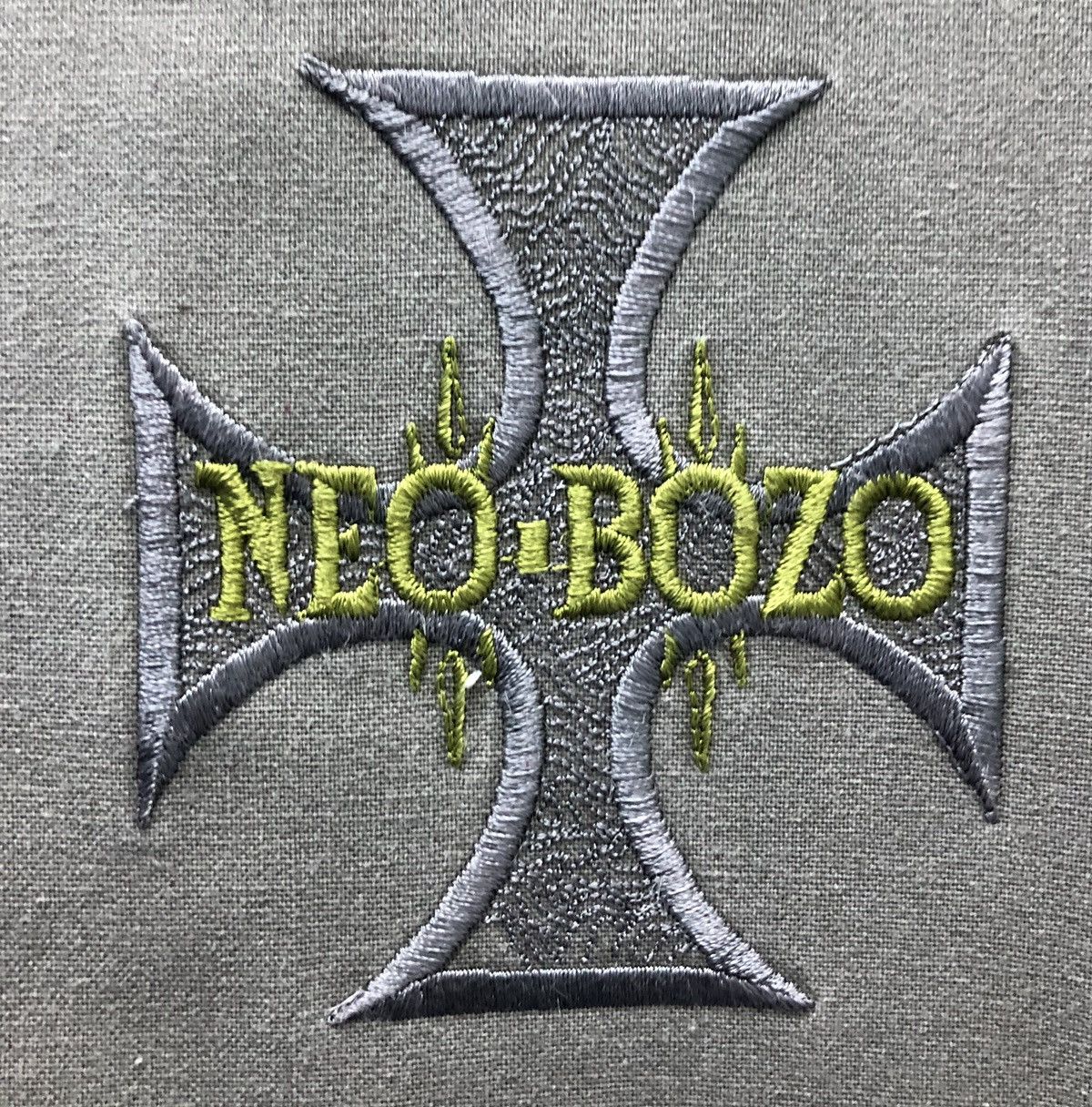Vintage Neo-Bozo Embroidered Gray Hooded Jacket (Size M-L) Size US L / EU 52-54 / 3 - 4 Thumbnail