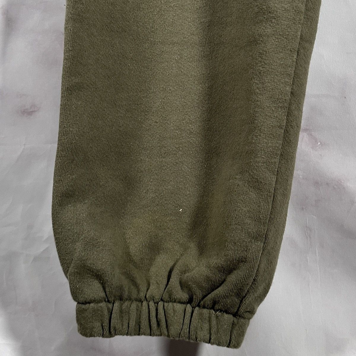 JJJJound Navy J/90 Sweatpants & Standard Issue Olive Green Sweatpants Size US 36 / EU 52 - 10 Thumbnail
