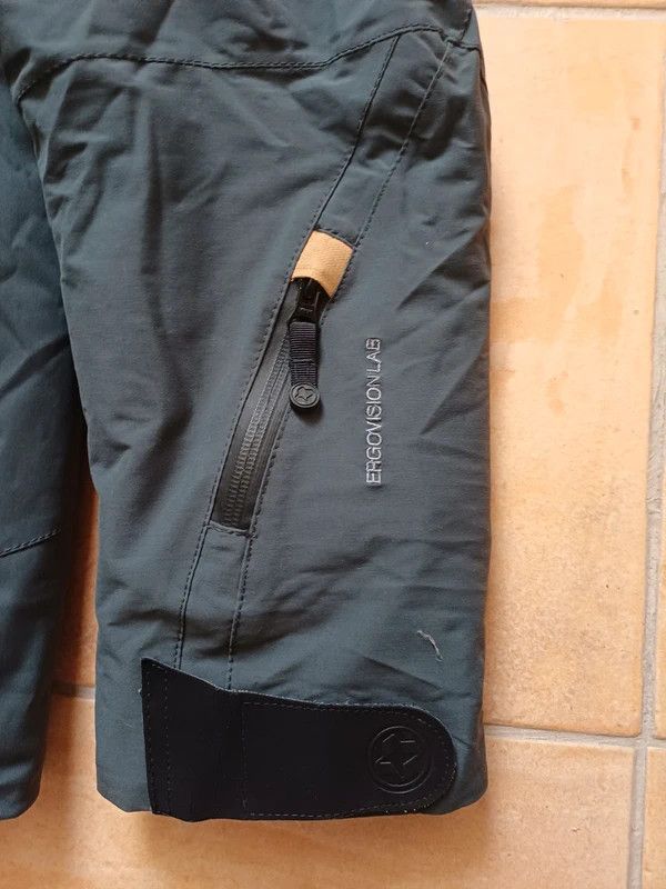 Colmar Colmar men's ski jacket Size US L / EU 52-54 / 3 - 6 Thumbnail