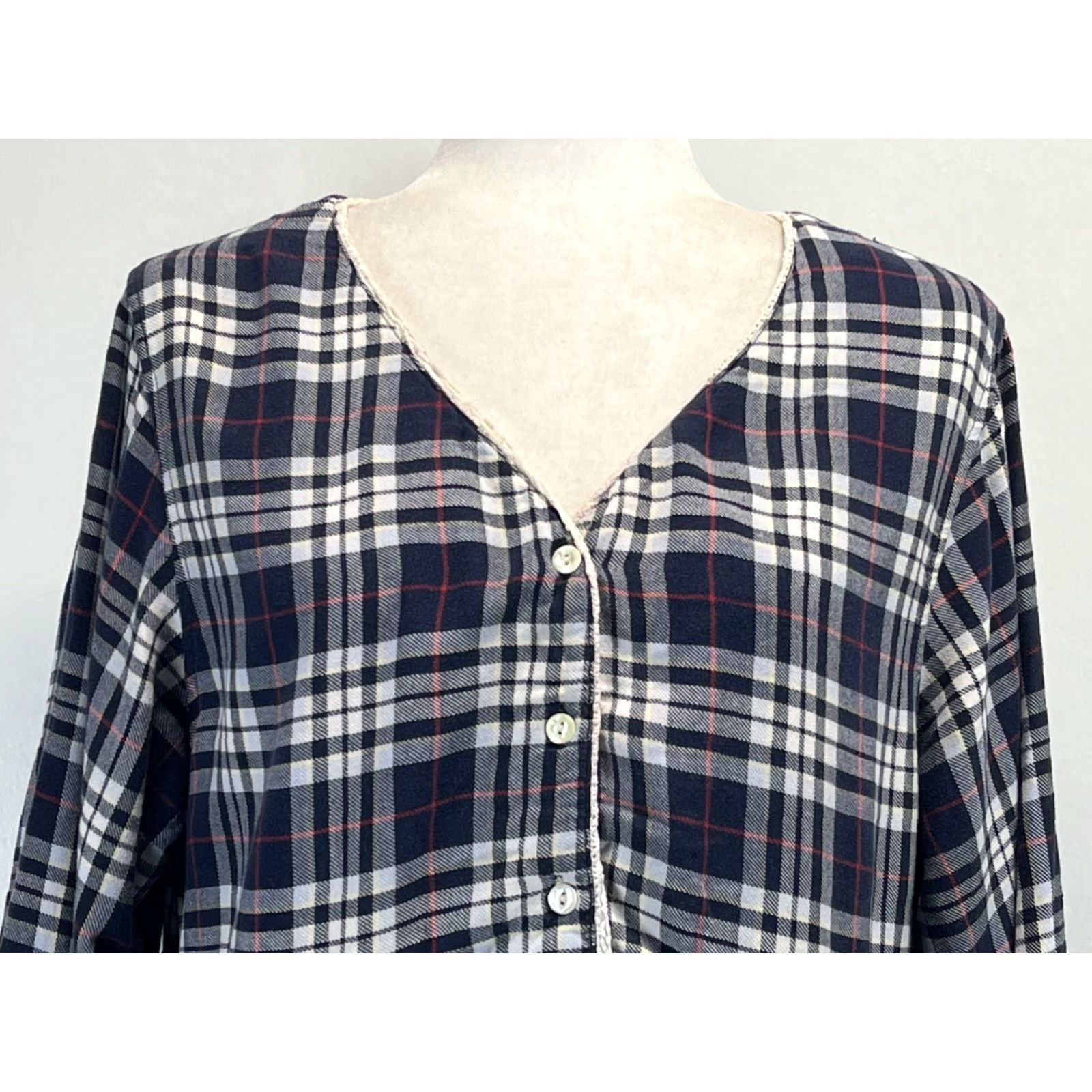 Talbots VINTAGE Talbots Gown Nightgown Flannel Plaid Long Sleeve Empire Waist 51" Blue 90s Womens Regular Size N/A Size ONE SIZE - 5 Thumbnail